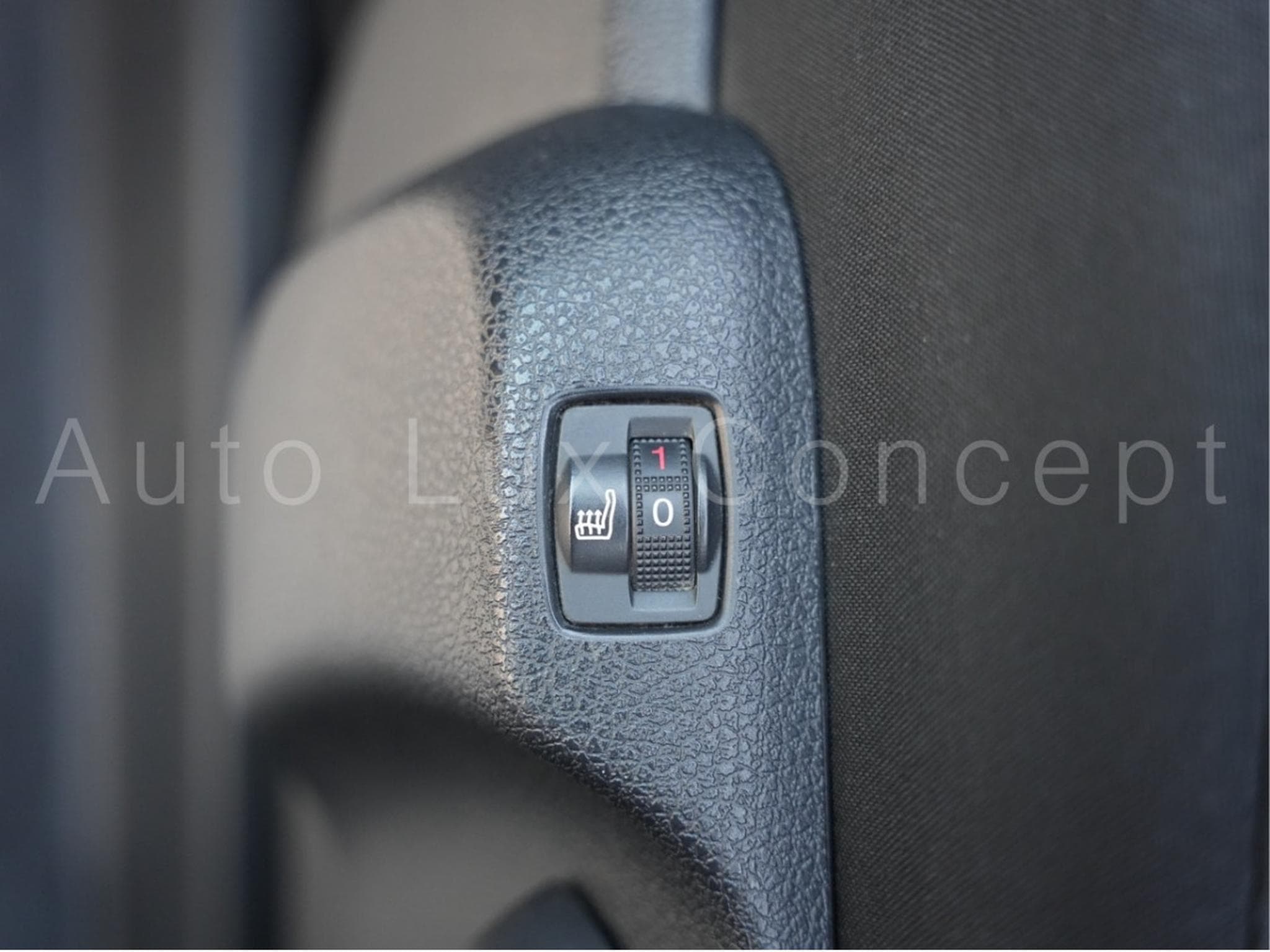 Toyota Proace 2.0 D-4D 177 ch AT8 L2 Shuttle Comfort 8 places (2020) - Photo 16