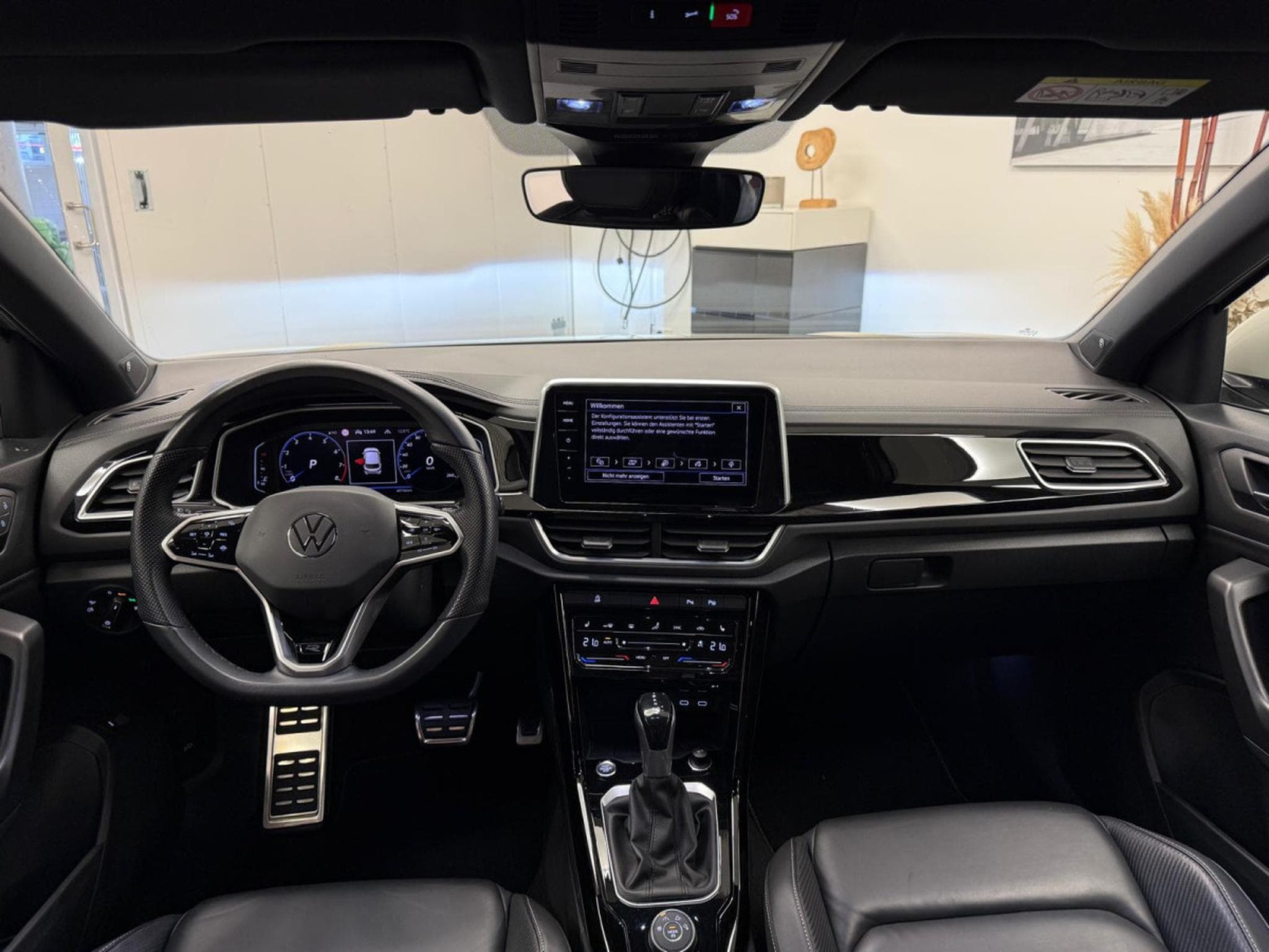 VW T-Roc R-Line 2.0 TSI 190 CV / 140 kW DSG7 4MOTION (2022) - Foto 5