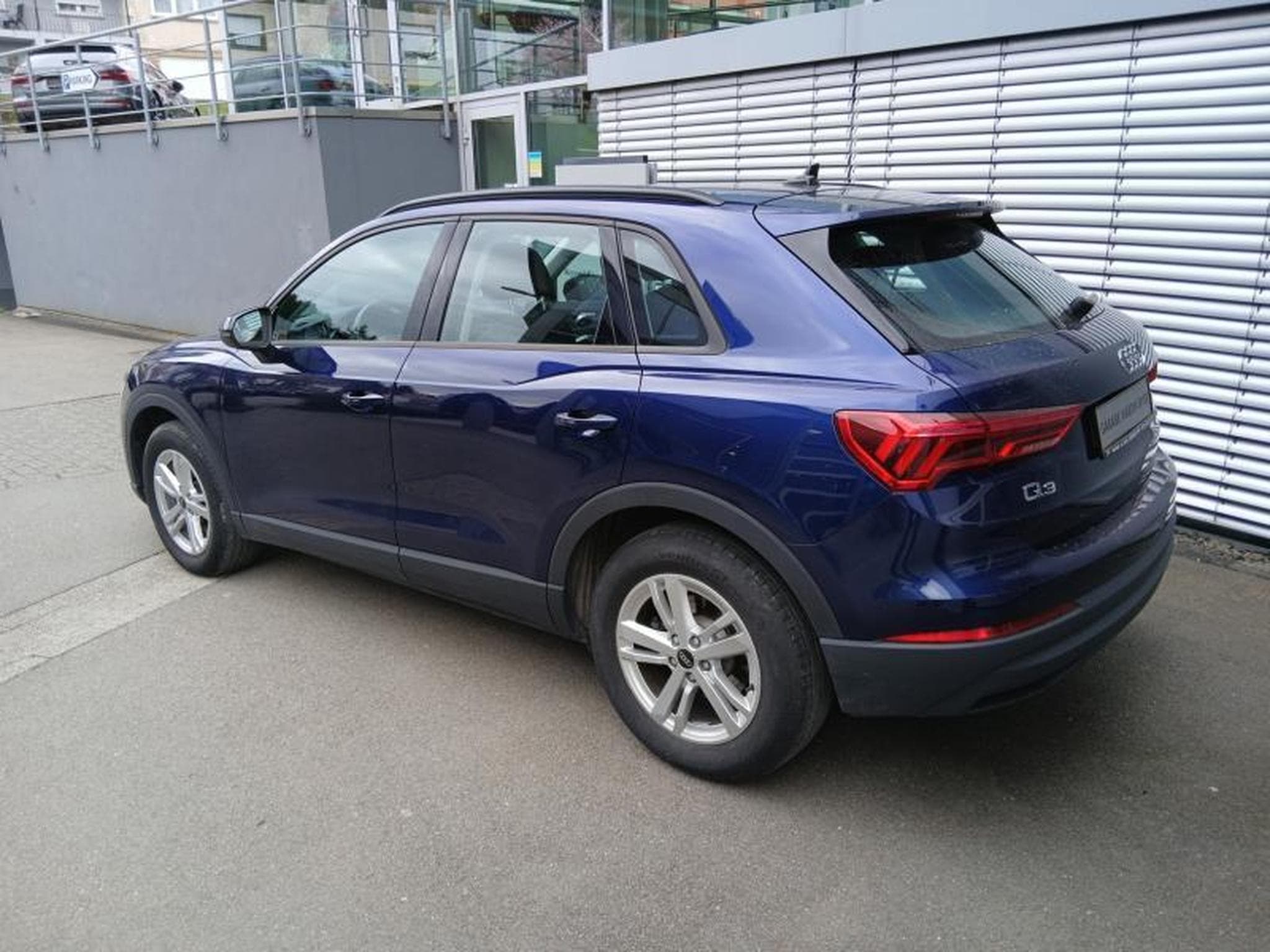 Audi Q3 35 TDI S tronic (2023) - Foto 2