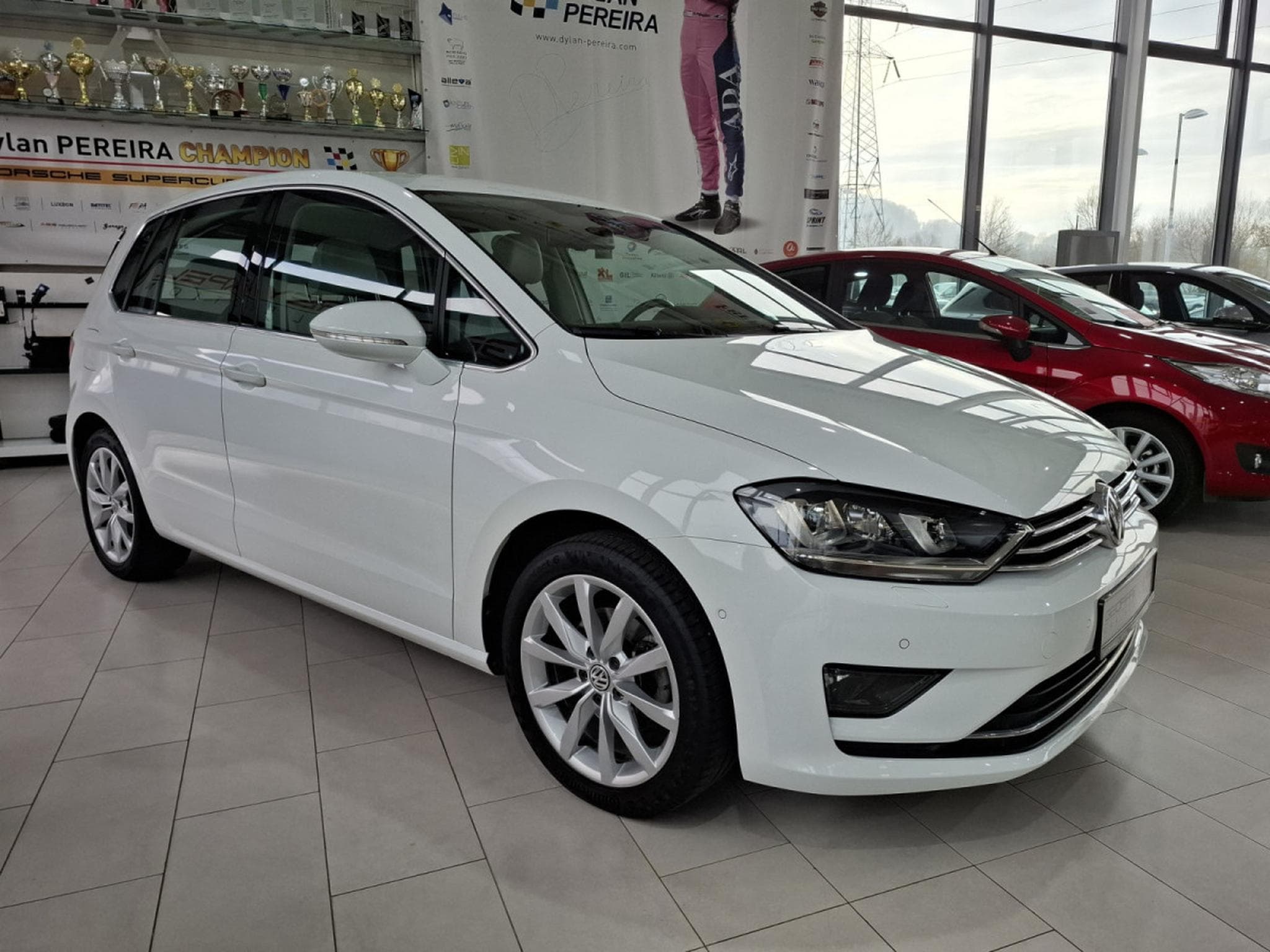 VW Golf 1.4TSI DSG Highline BlueMotion,1Hand,NAVI,CAMERA,PDC,LEDER,L (2015) - Photo 4
