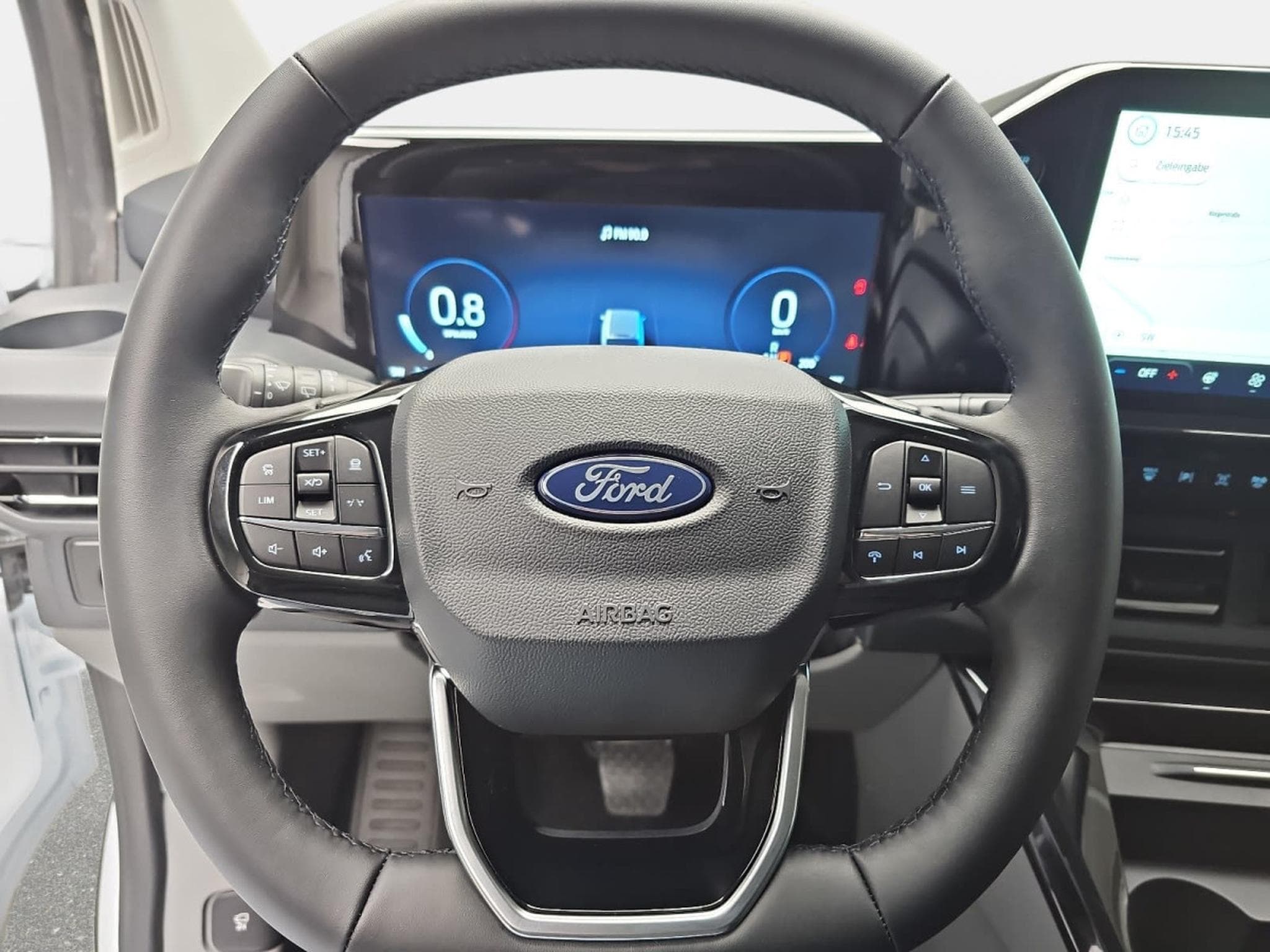 Ford Tourneo 2.0 TDCI ECOBLUE 170 L1 Titanium X (2026) - Foto 10