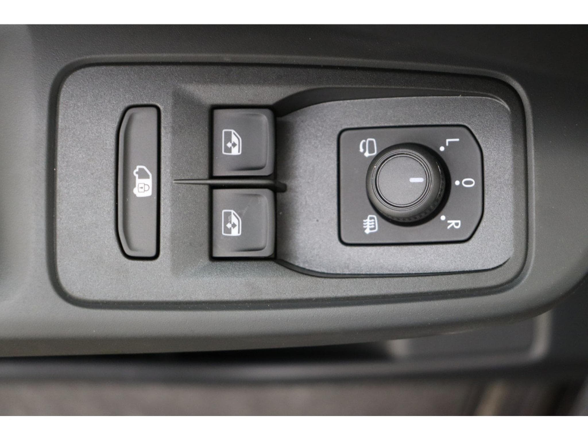 VW Caddy 2.0 TDi 122 DSG MAXI (2025) - Foto 20