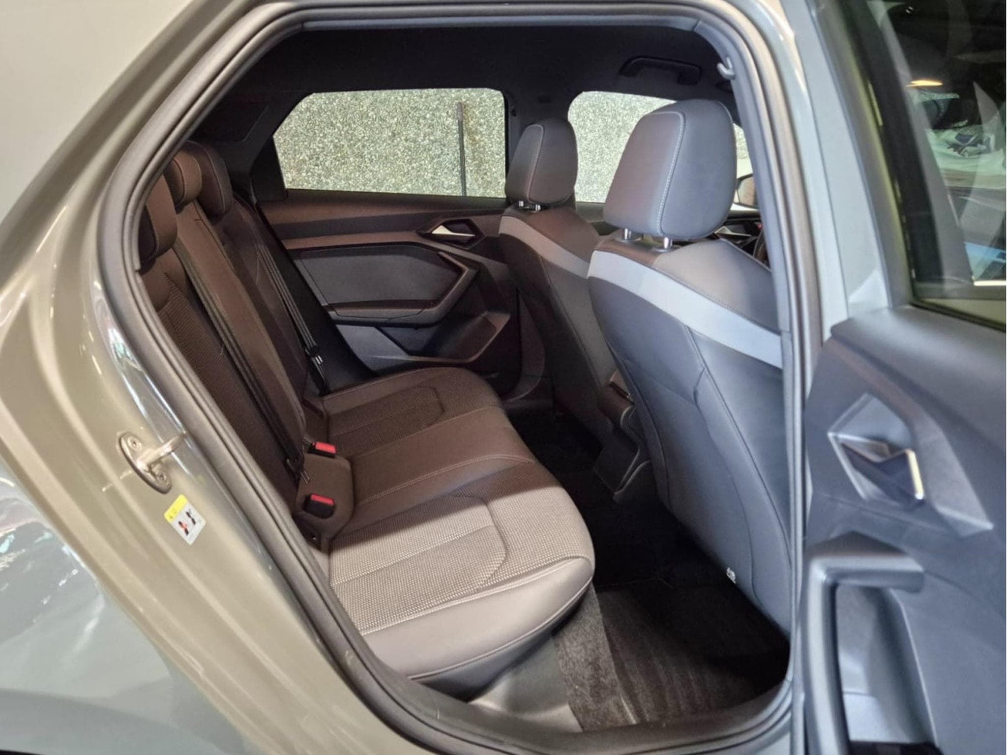 Audi A1 40 TFSI SPORTBACK 3X S-LINE S-TRONIC CUIR NAVI (2020) - Photo 5