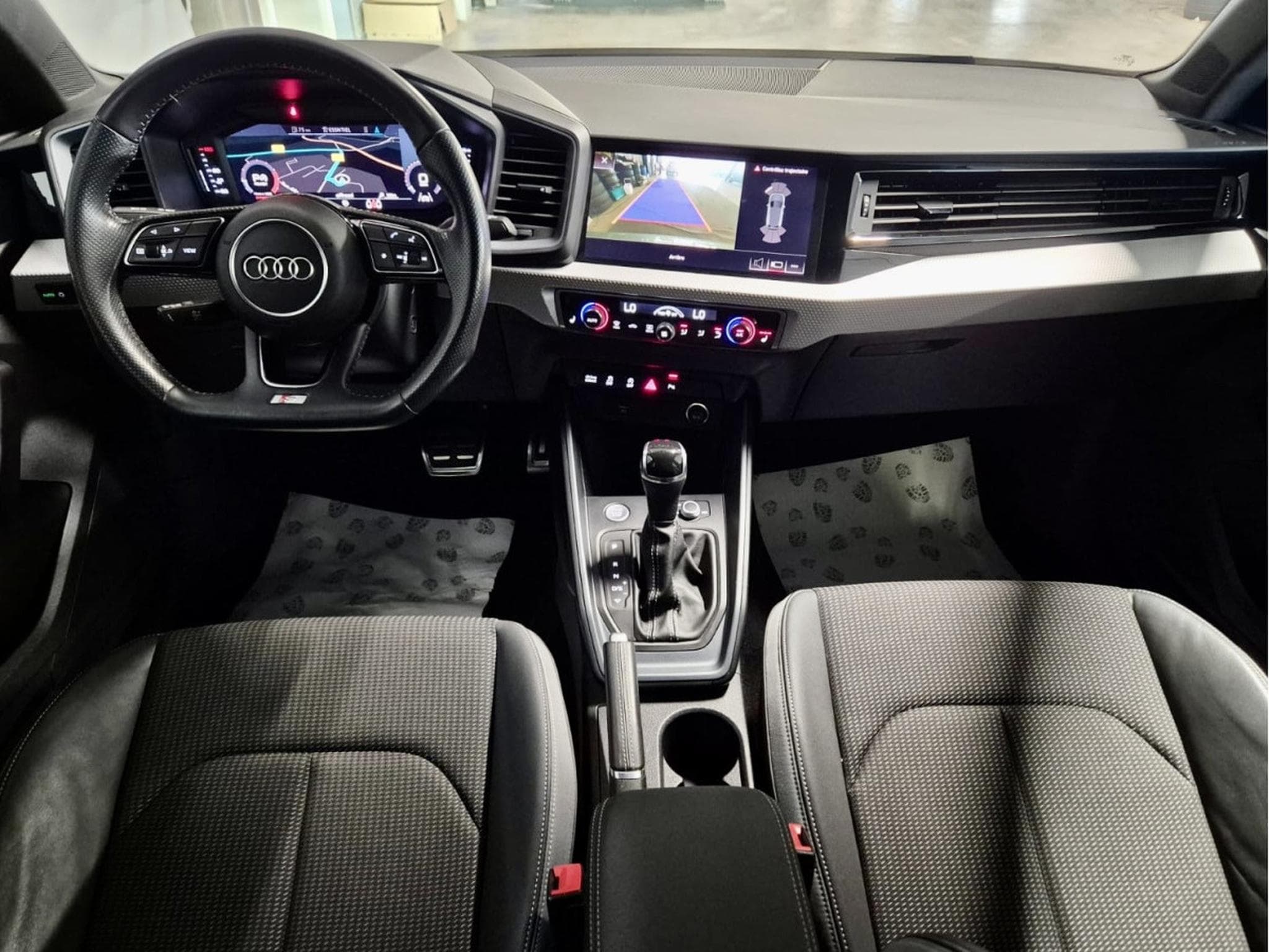 Audi A1 40 TFSI SPORTBACK 3X S-LINE S-TRONIC CUIR NAVI (2020) - Photo 6