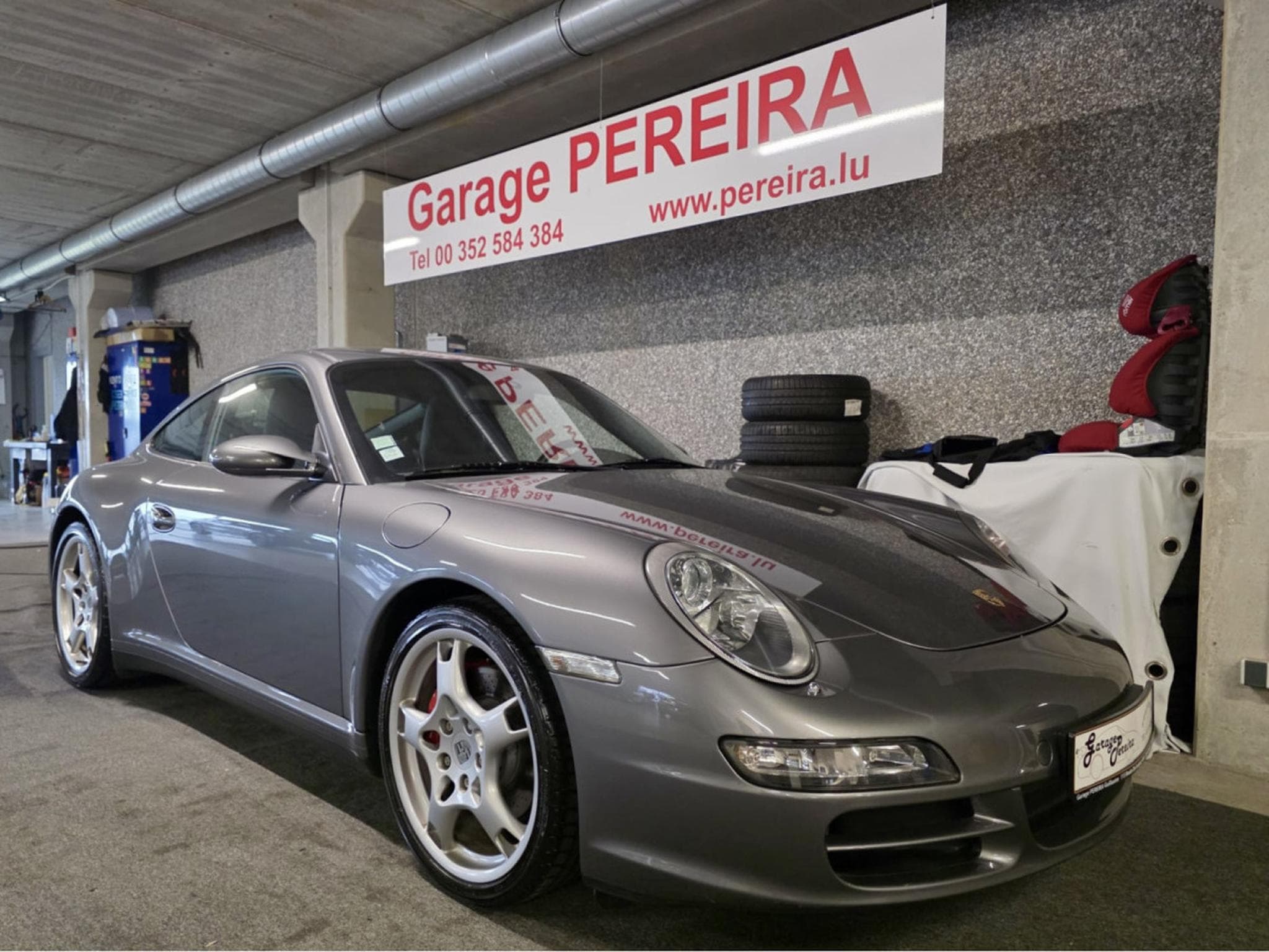 Porsche 911 4 S 3.8 CARRERA CUIR NAVI Full Historie (2007) - Photo 1