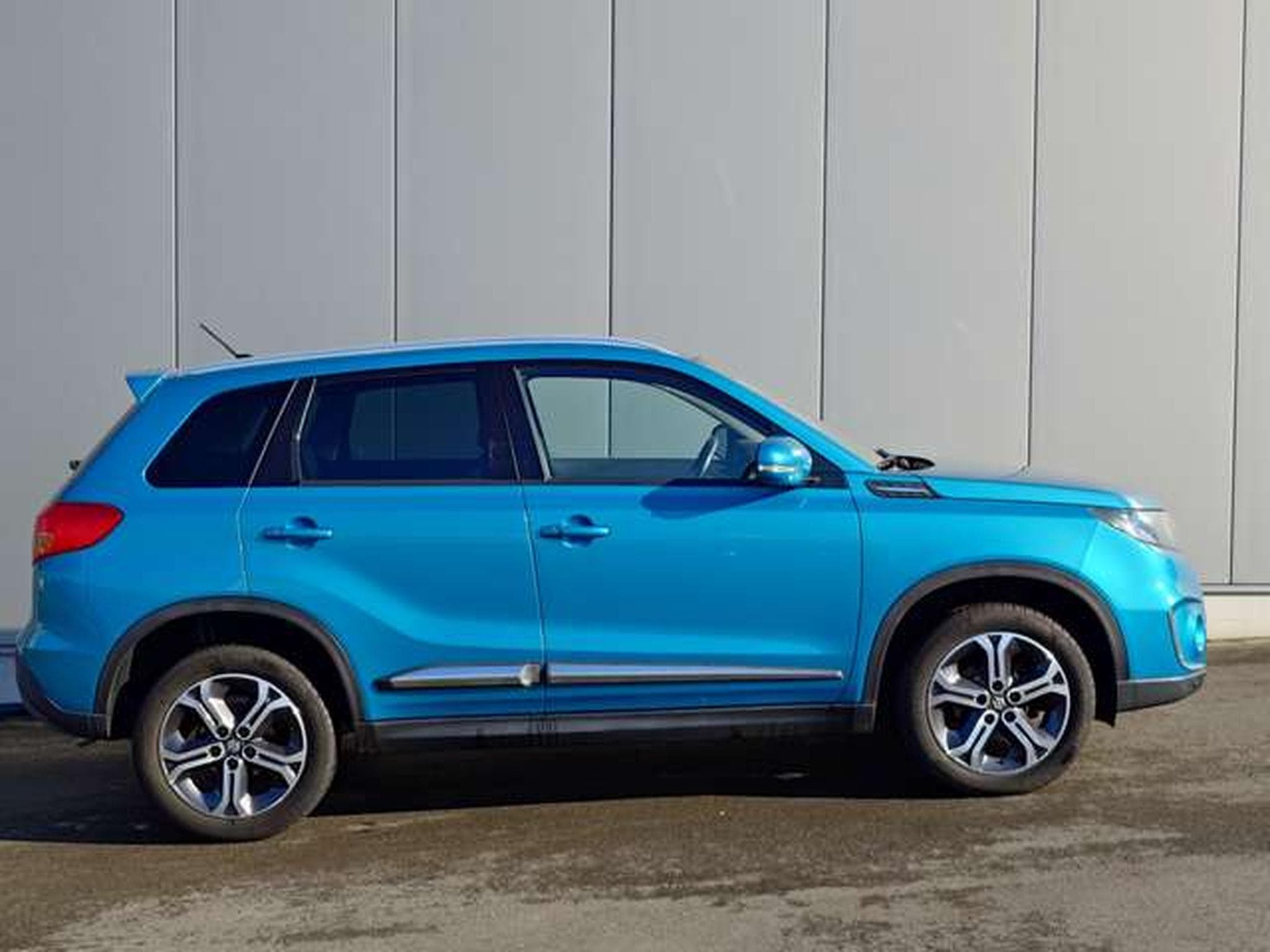 Suzuki Vitara Vitara 1.6i 4x4 GLX (2015) - Photo 2