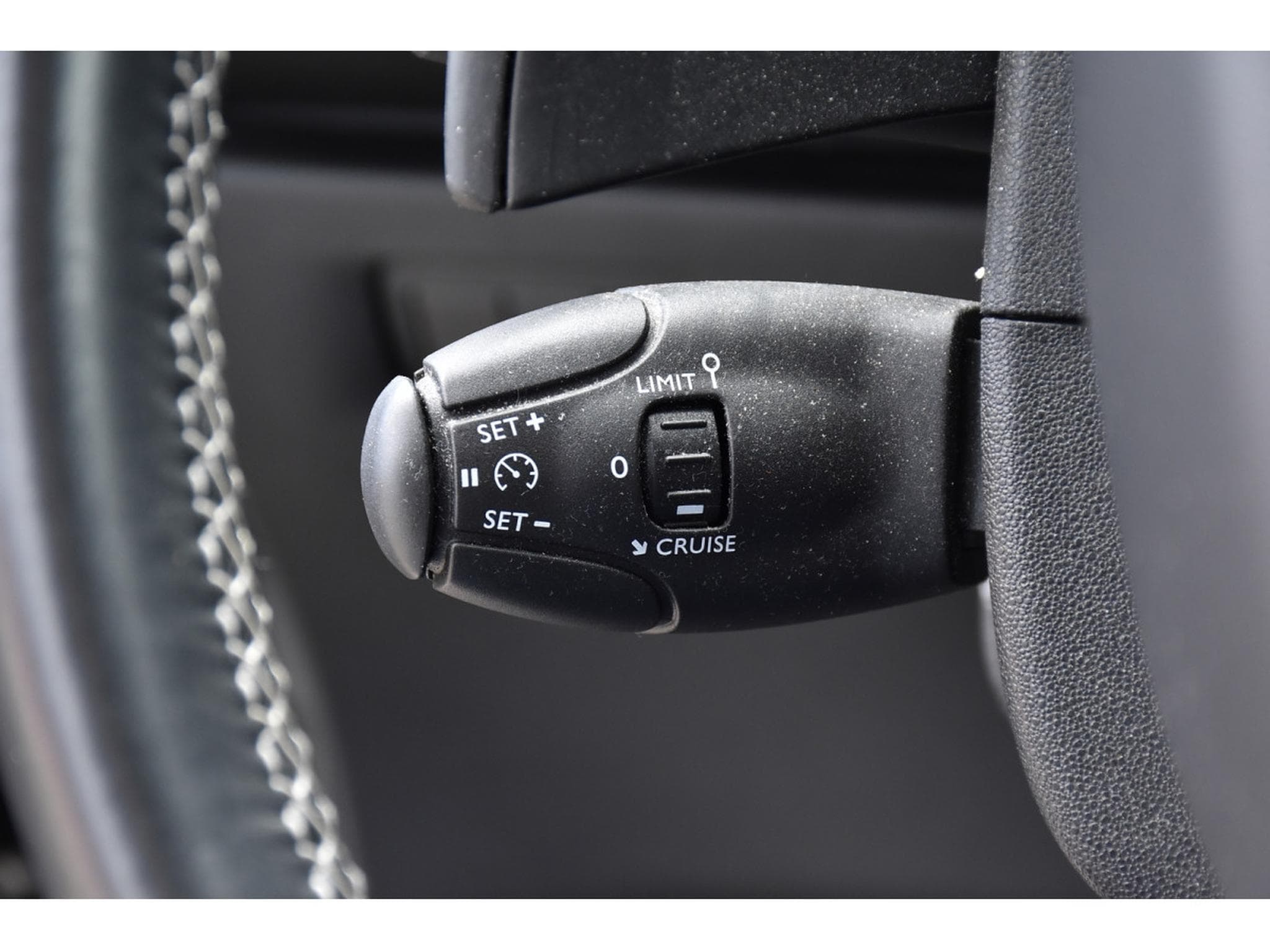 DS Automobiles DS3 1.2 PureTech So Chic Auto. CUIR GPS REGUL CAM 1° MAIN (2019) - Foto 16