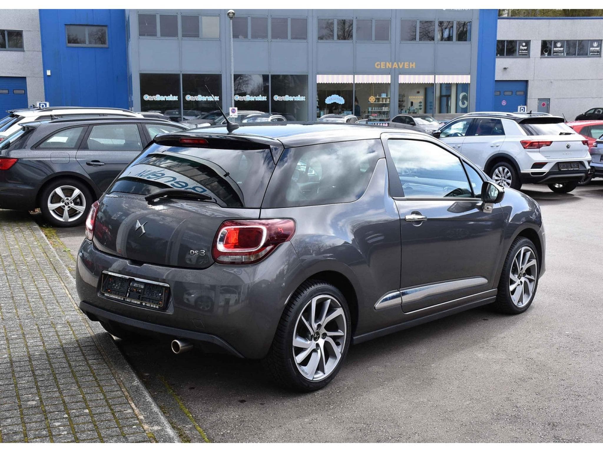 DS Automobiles DS3 1.2 PureTech So Chic Auto. CUIR GPS REGUL CAM 1° MAIN (2019) - Foto 4