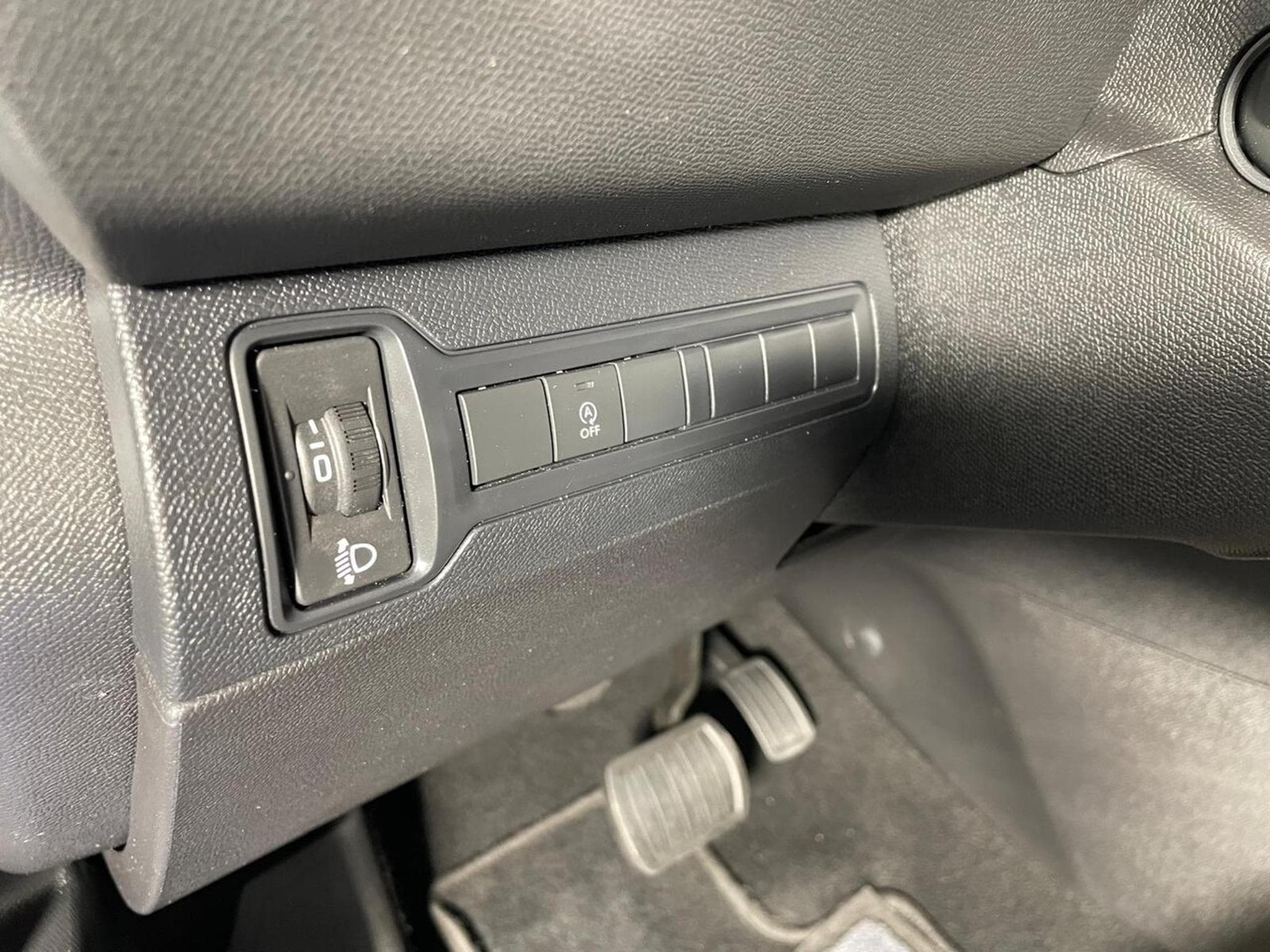 Peugeot 308 1.5 BLUEHDI 130 EAT8 ACTIVE GPS CARPLAY (2021) - Photo 7