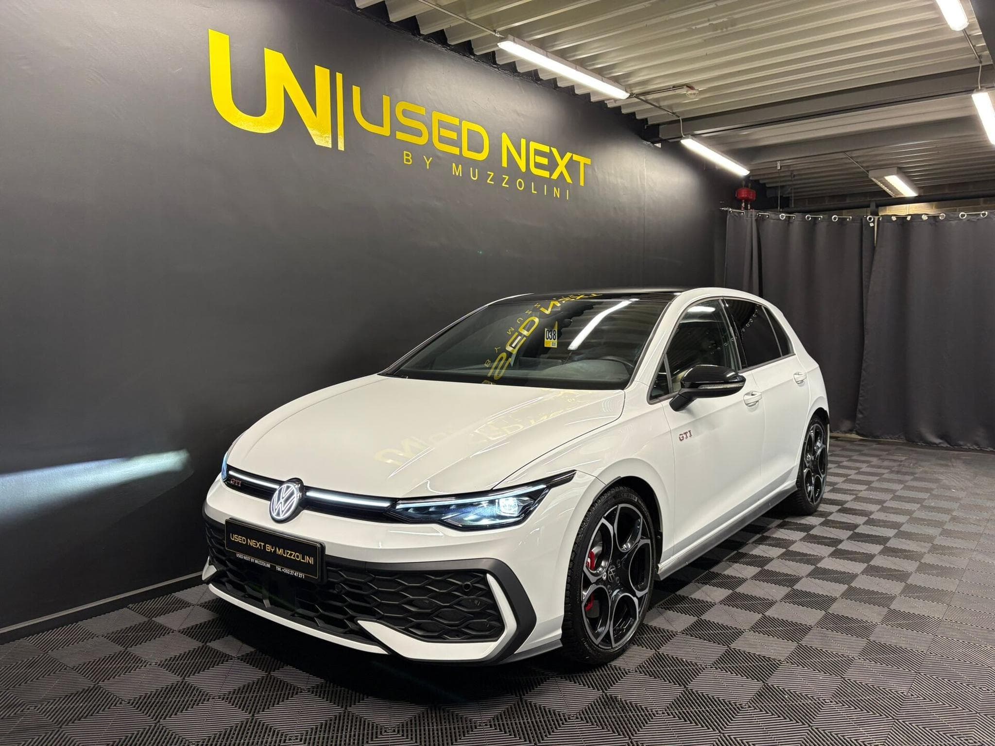 VW Golf GTI 2.0 TSI 265 (2025) - Foto 1