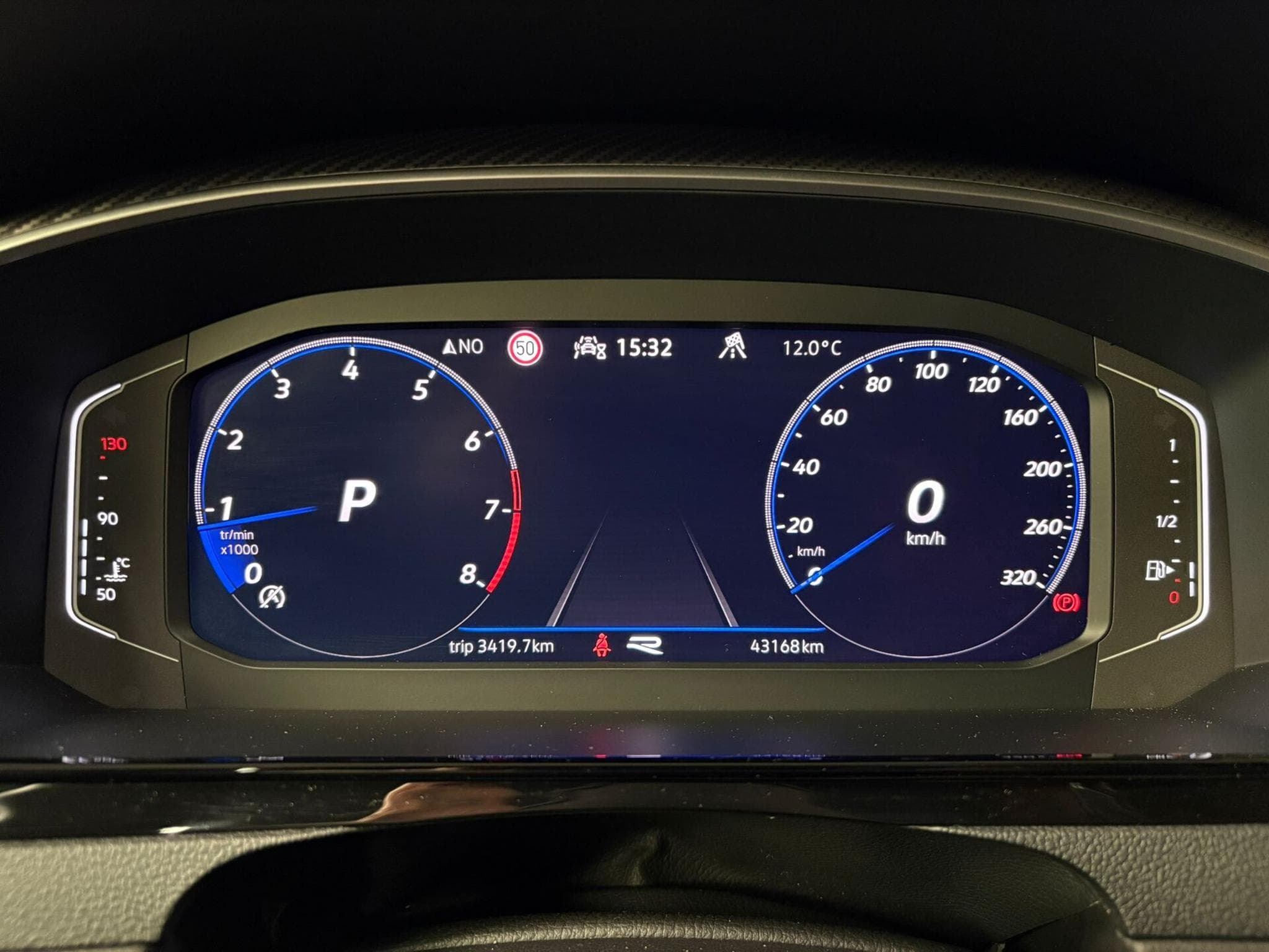 VW Arteon R Shooting Break 4Motion 320cv Camera/HarmanKardon/AppConnec (2023) - Foto 8