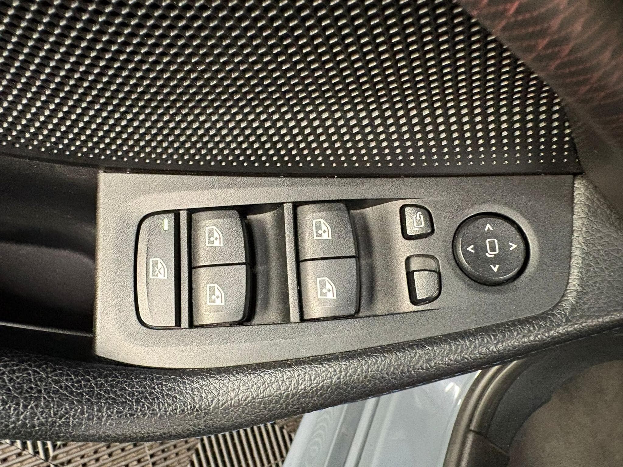 BMW 118 D (2020) - Foto 10