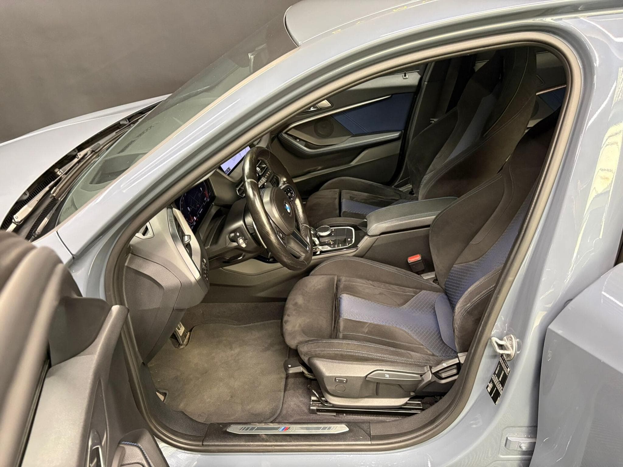 BMW 118 D (2020) - Foto 12