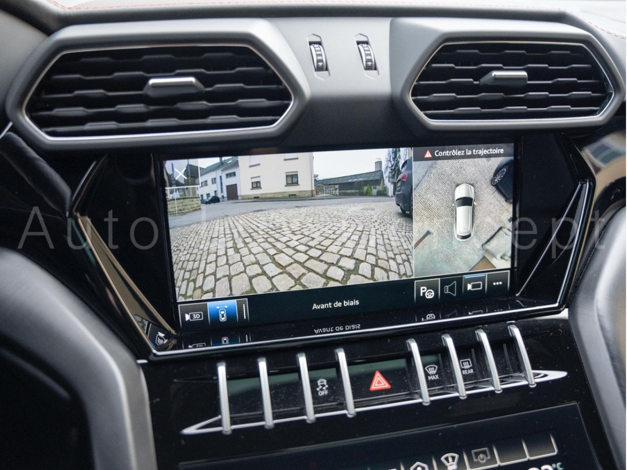 Lamborghini Urus 4.0 V8 (2022) - Photo 12