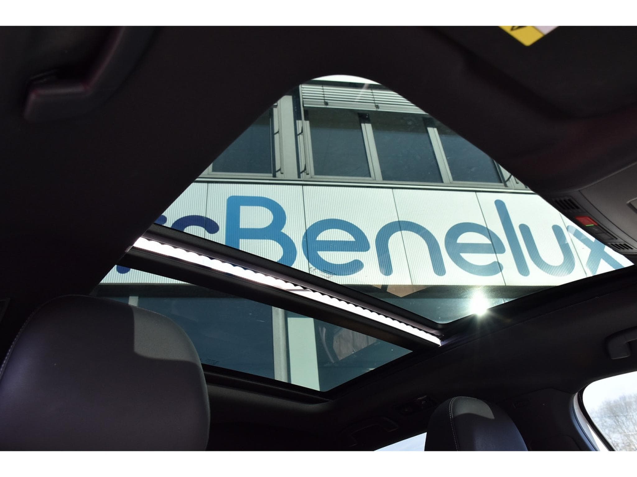 VW T-Roc 2.0 TSI 4Motion R-Line DSG TO ACC LANE SIDE GPS CAM 1° MAIN (2021) - Photo 10