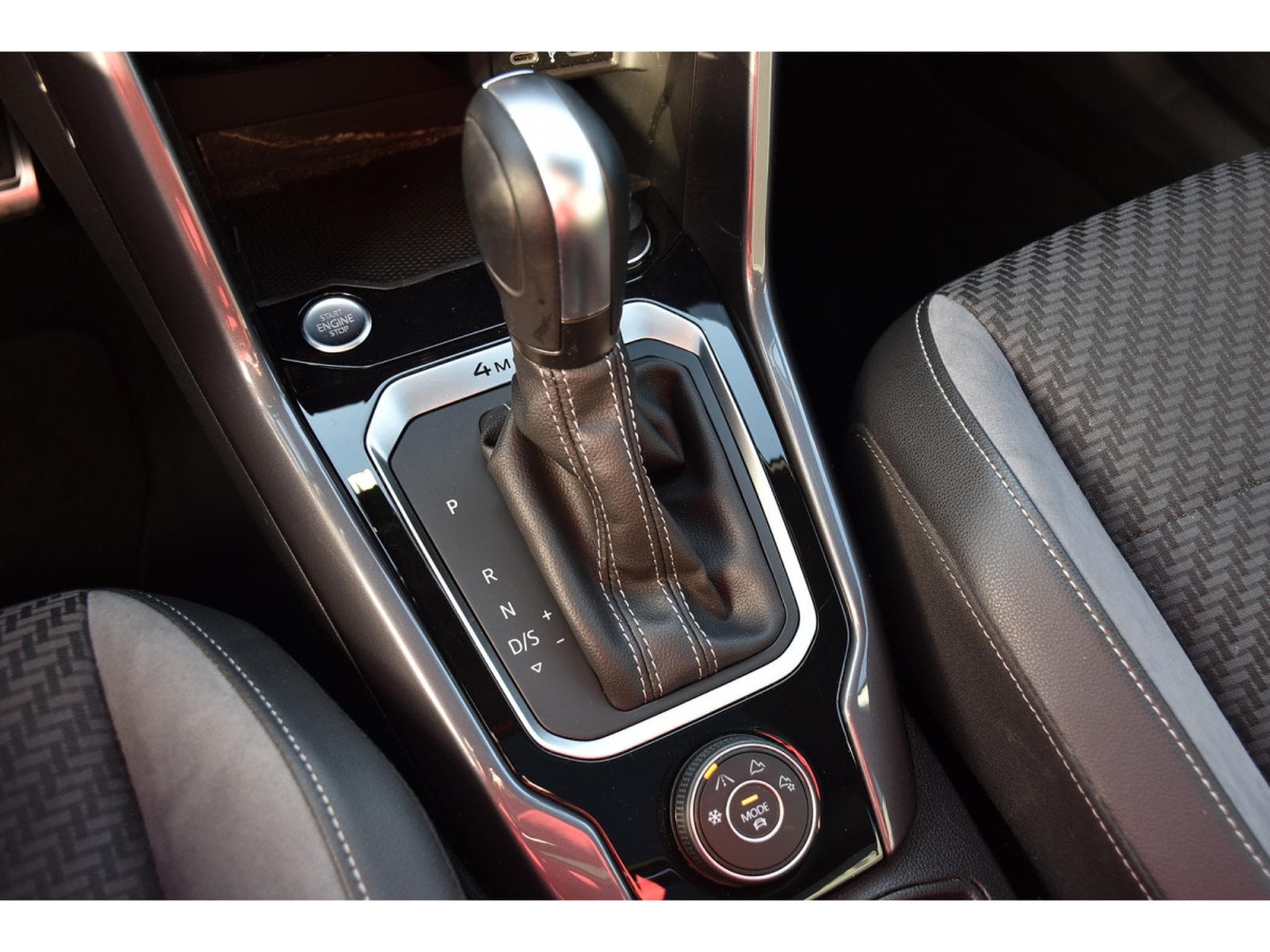 VW T-Roc 2.0 TSI 4Motion R-Line DSG TO ACC LANE SIDE GPS CAM 1° MAIN (2021) - Photo 20