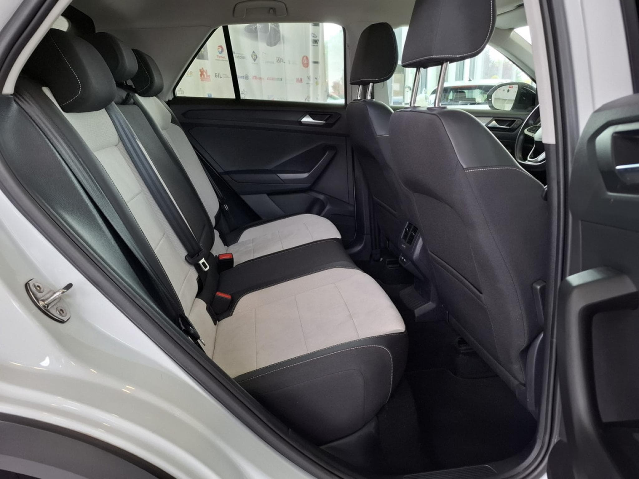 VW T-Roc 1.5 TSI 150 DSG STYLE,VIRTUAL,KAMERA,NAVI,CARPLAY,LED,CUIR,1 (2022) - Foto 11