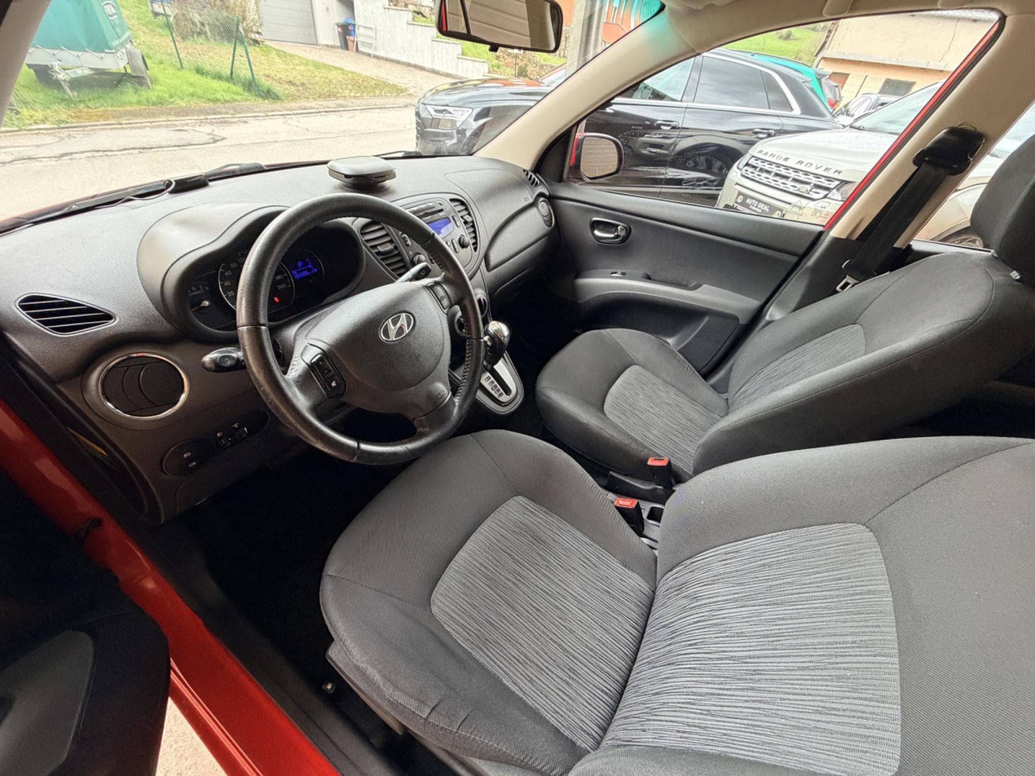 Hyundai i10 1.0 Essence Automatique (2013) - Foto 9