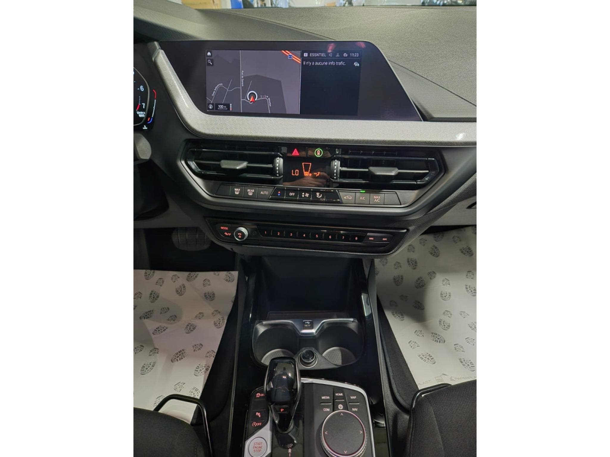 BMW 118 i AUTO LED NAVI (2020) - Photo 11