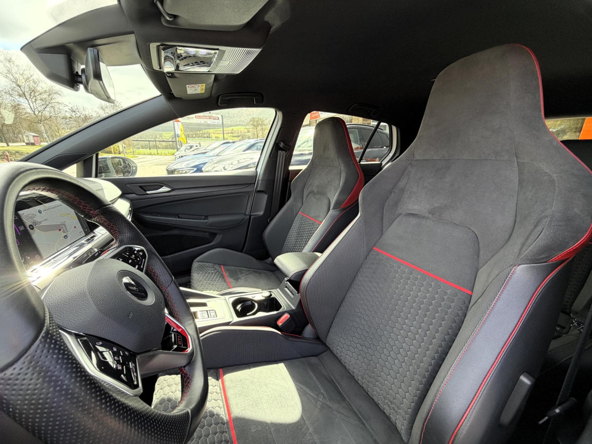 VW Golf GTI CLUBSPORT BLACK STYLE IQ.DRIVE 19" R-LINE (2022) - Photo 17