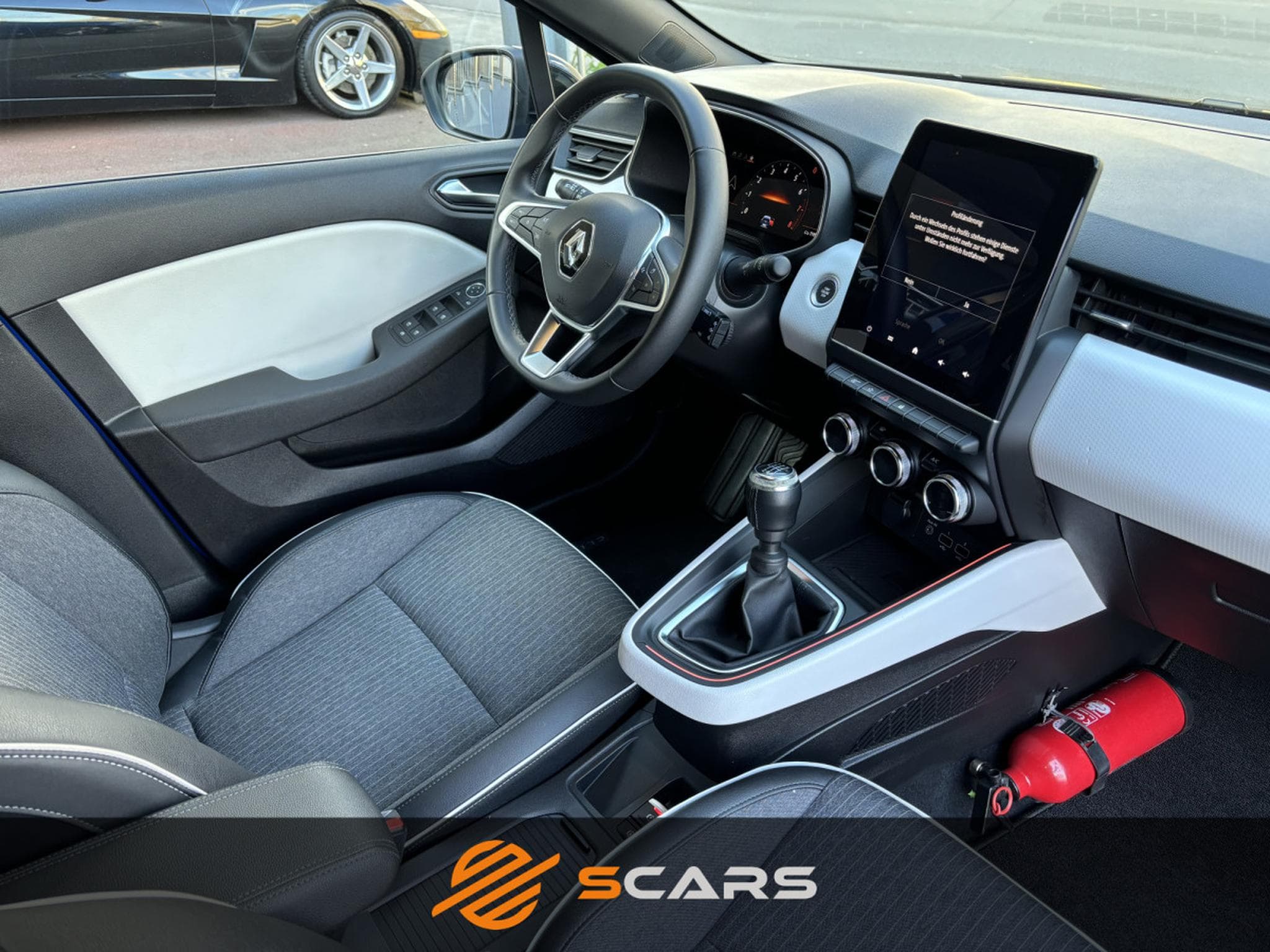 Renault Clio 1.0 TCe 91cv Techno (2023) - Foto 8