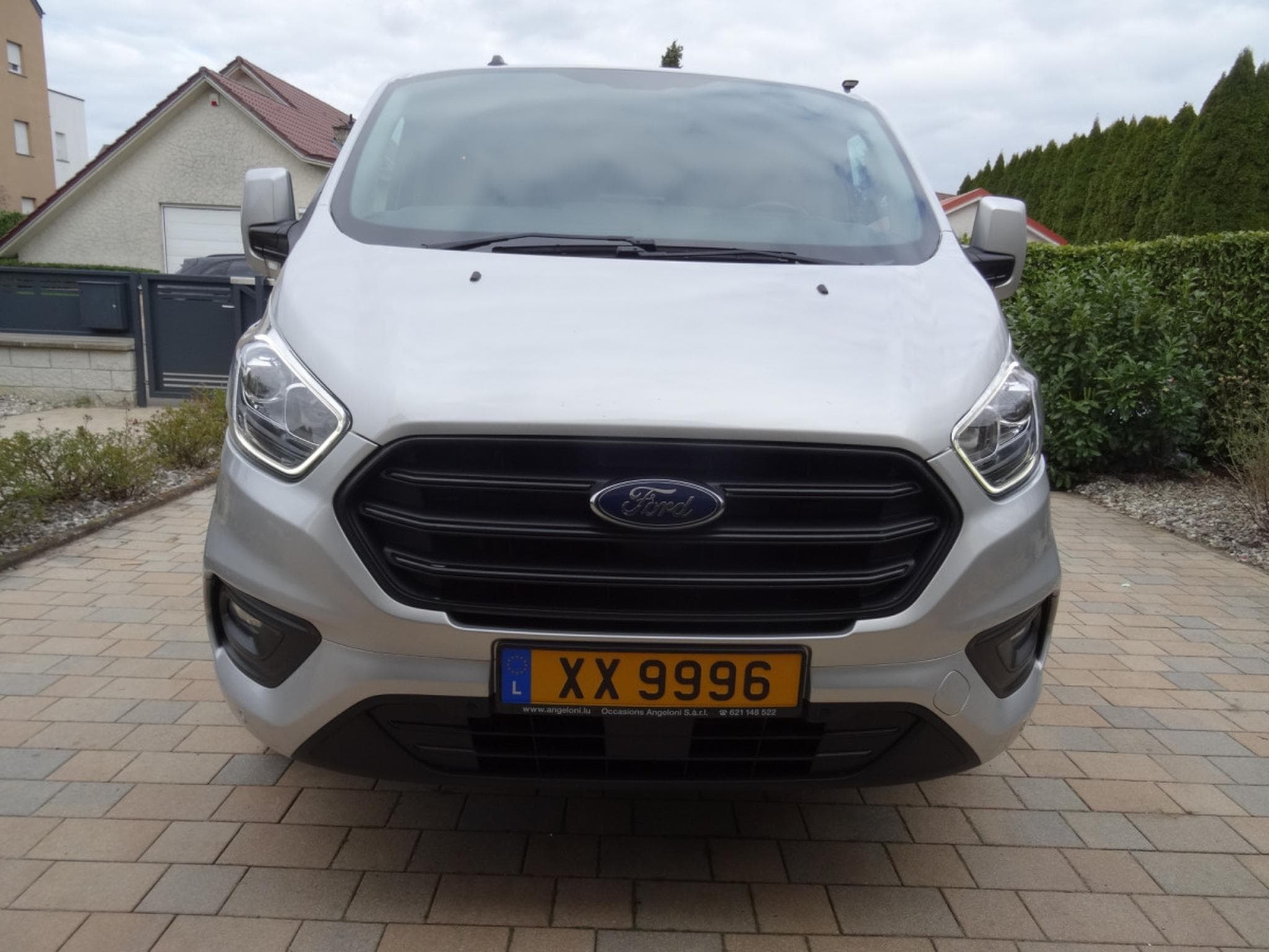 Ford Transit 2.0 TDCi 130 9PLACES (2021) - Foto 8