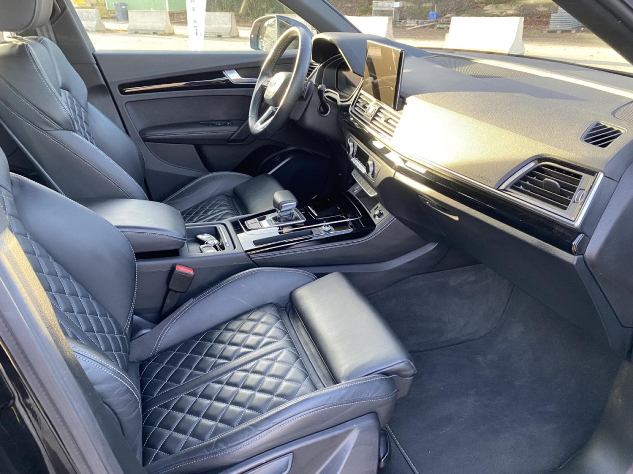 Audi Q5 Sportback 55 TFSIe Quattro S tronic S line PHEv 39g CO2 Pan (2023) - Foto 10