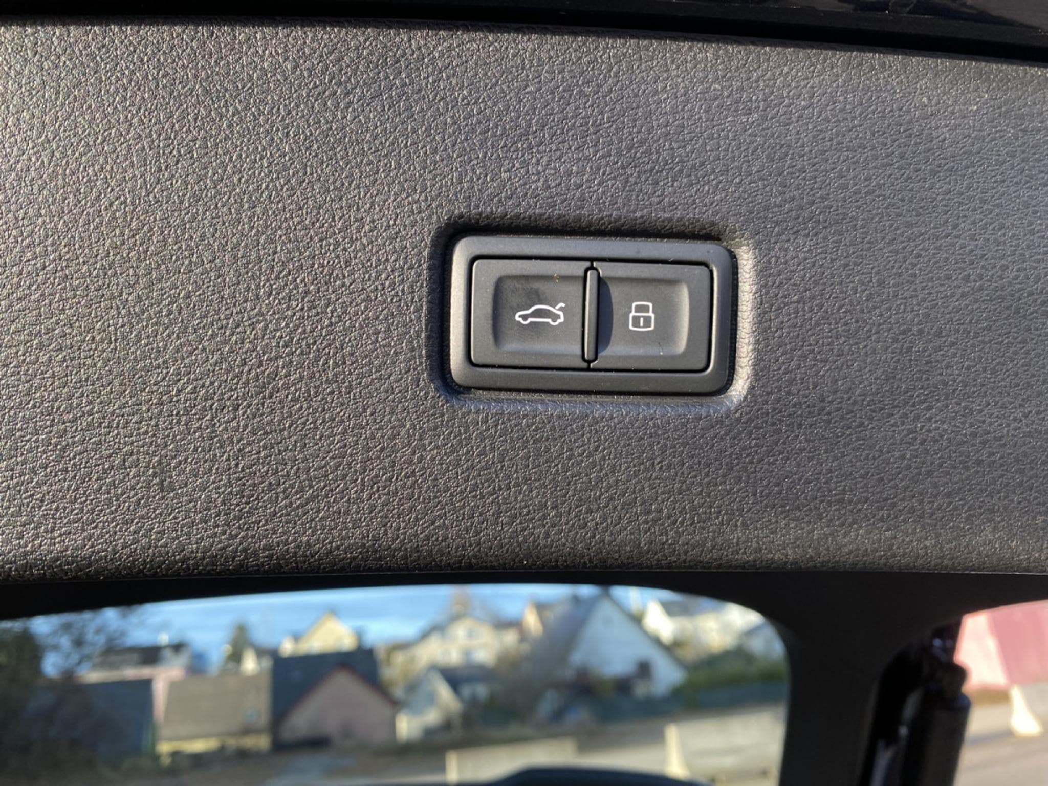 Audi Q5 Sportback 55 TFSIe Quattro S tronic S line PHEv 39g CO2 Pan (2023) - Foto 22