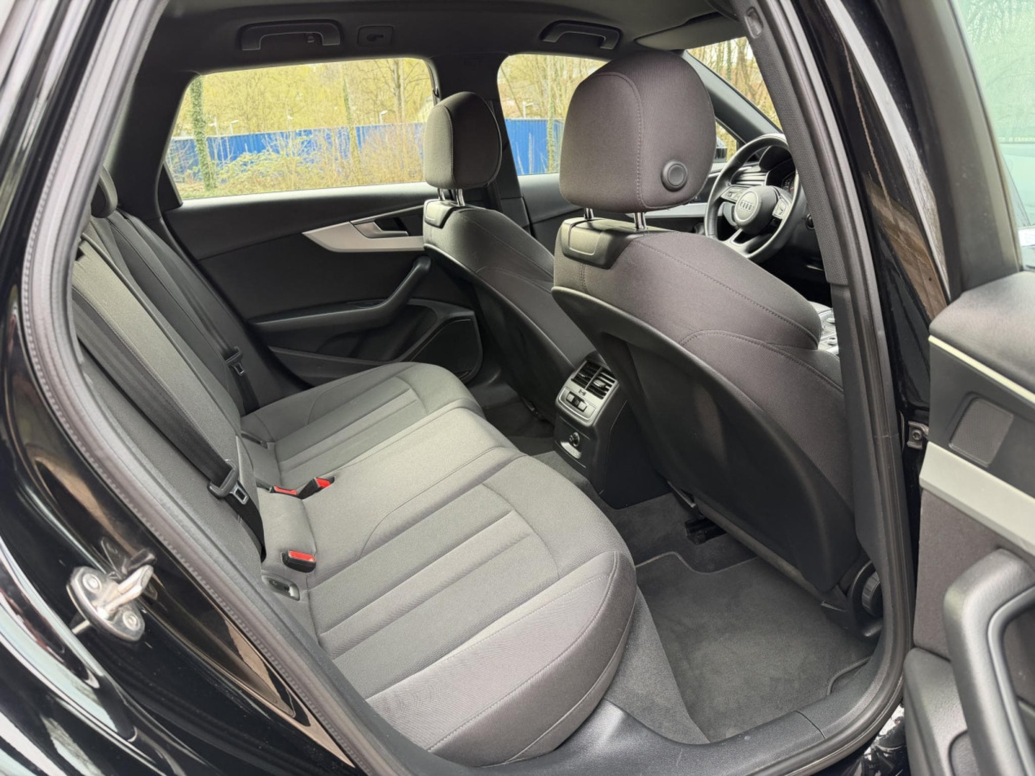 Audi A4 AUDI A4 ALLROAD 2.0TDI 190CV PACK BUSINESS S-TRONIC (2018) - Foto 6