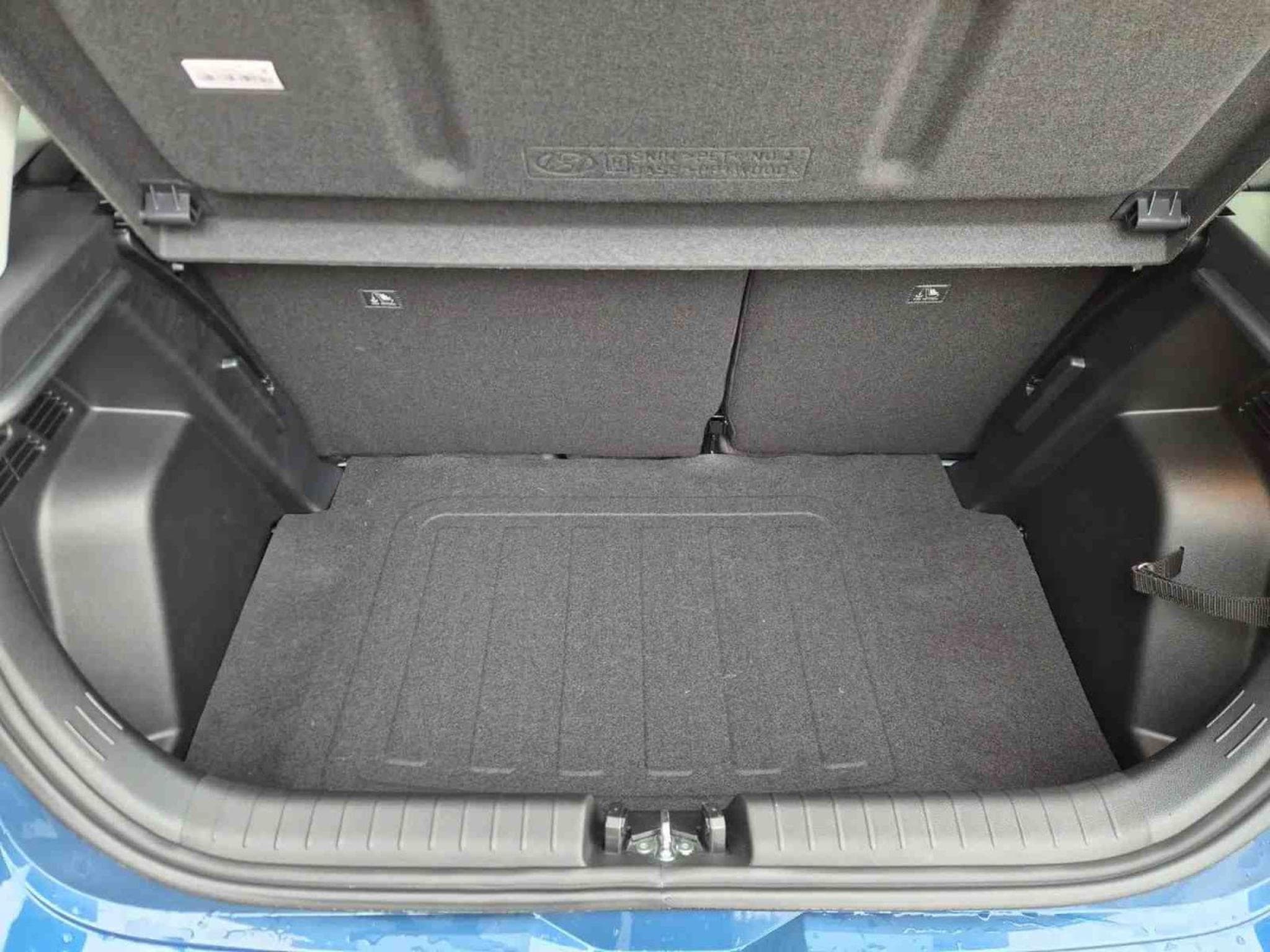 Hyundai i20 1.0T-GDI 90 AT Trend (2026) - Photo 11