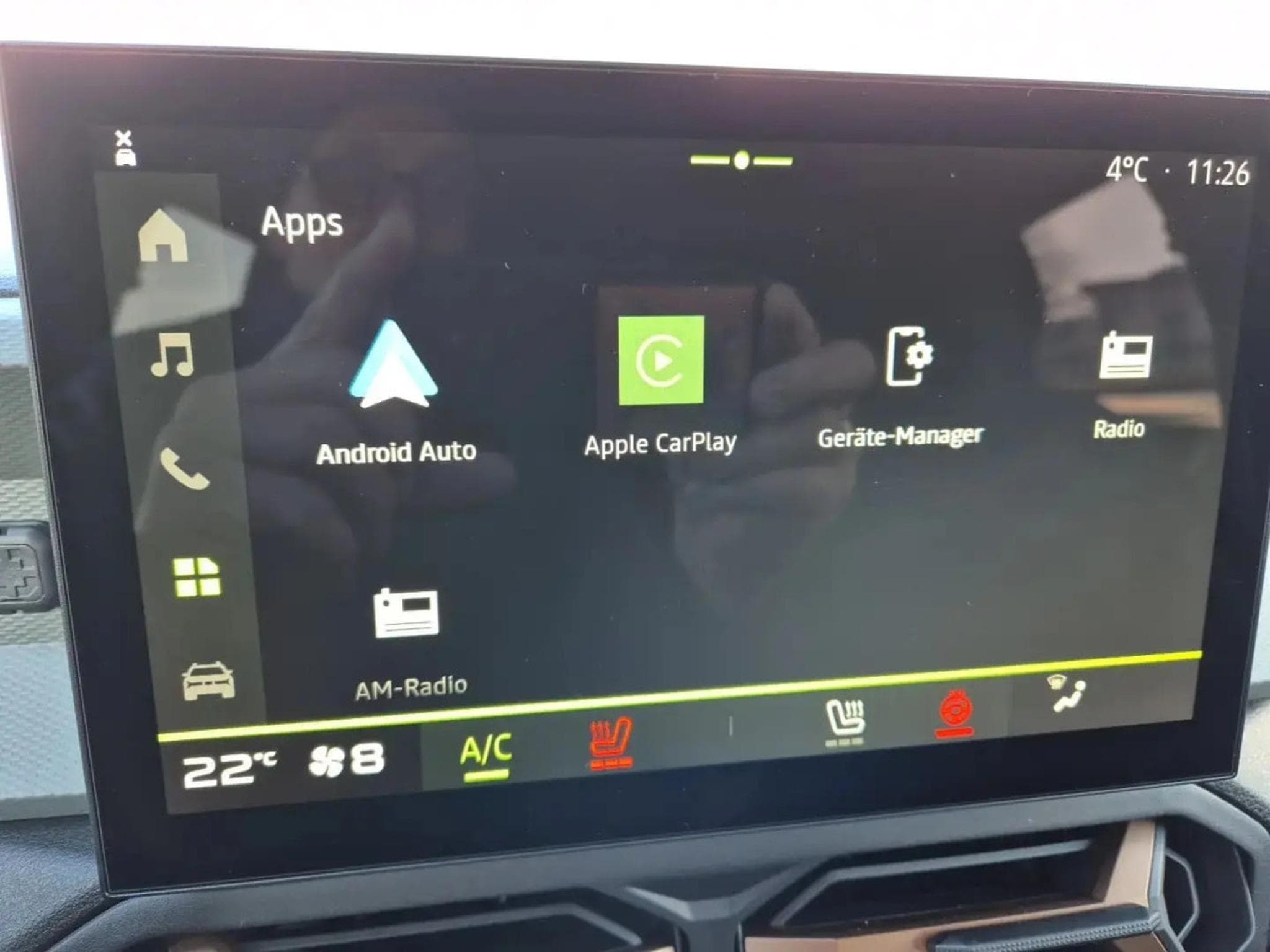 Dacia Duster 1.6 SCe 140 Extreme (2025) - Photo 15