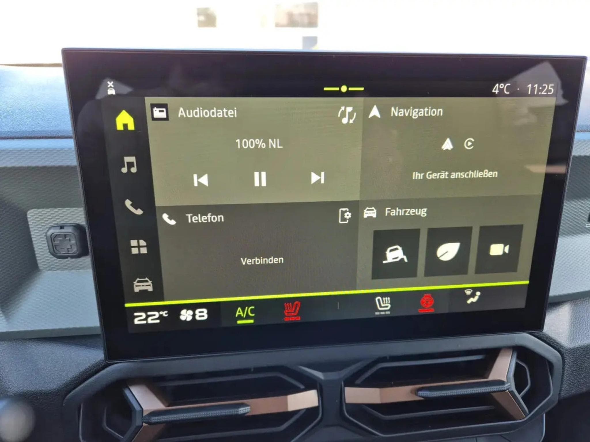 Dacia Duster 1.6 SCe 140 Extreme (2025) - Photo 16