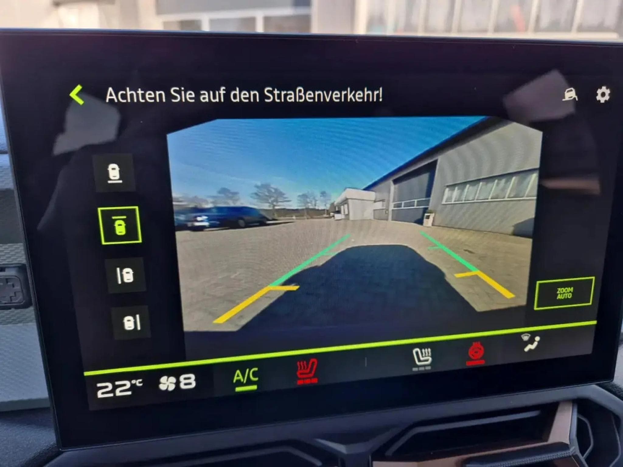 Dacia Duster 1.6 SCe 140 Extreme (2025) - Photo 17