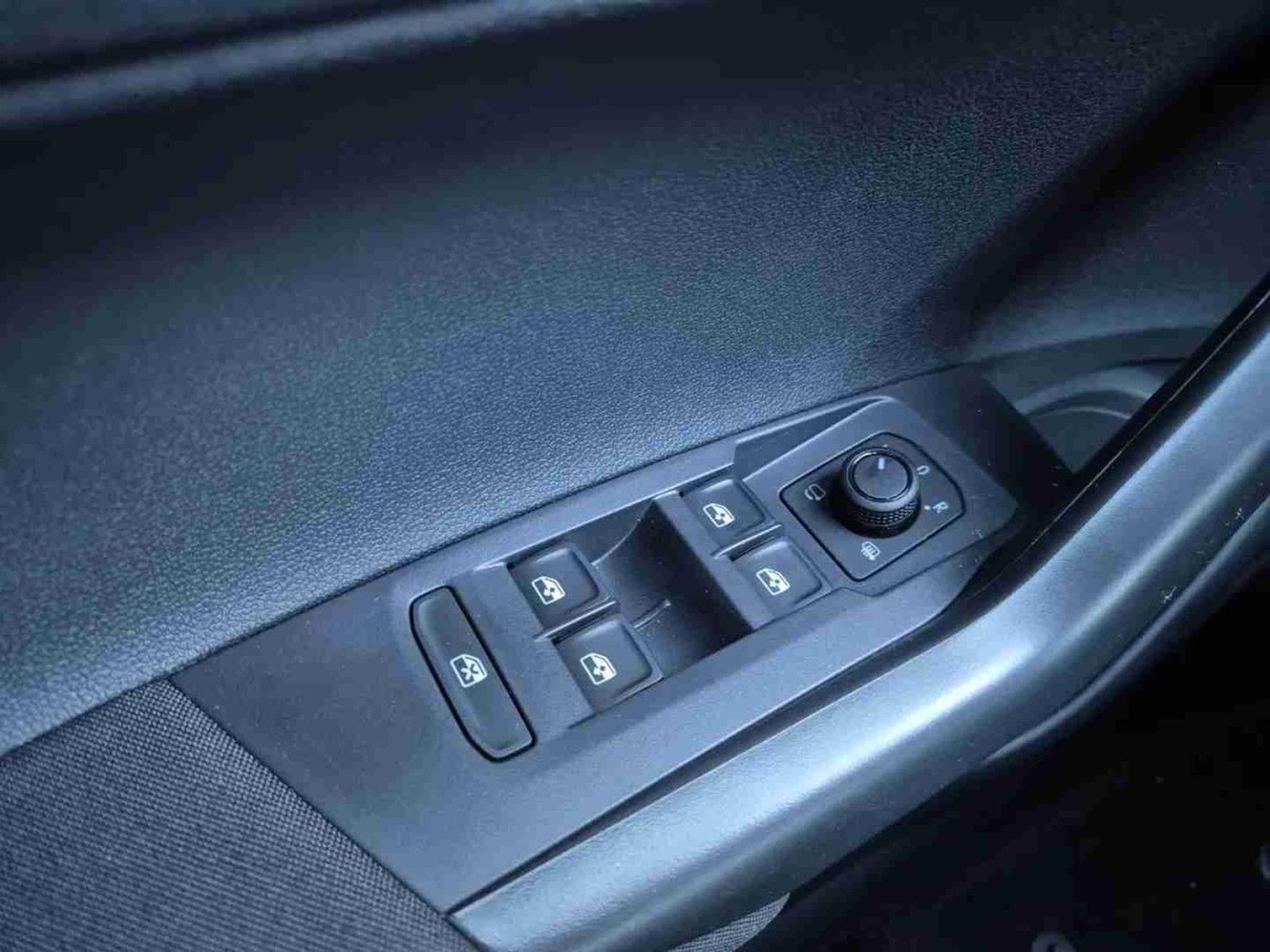 VW Taigo 1.0 TSI 116 DSG Life (2026) - Photo 15