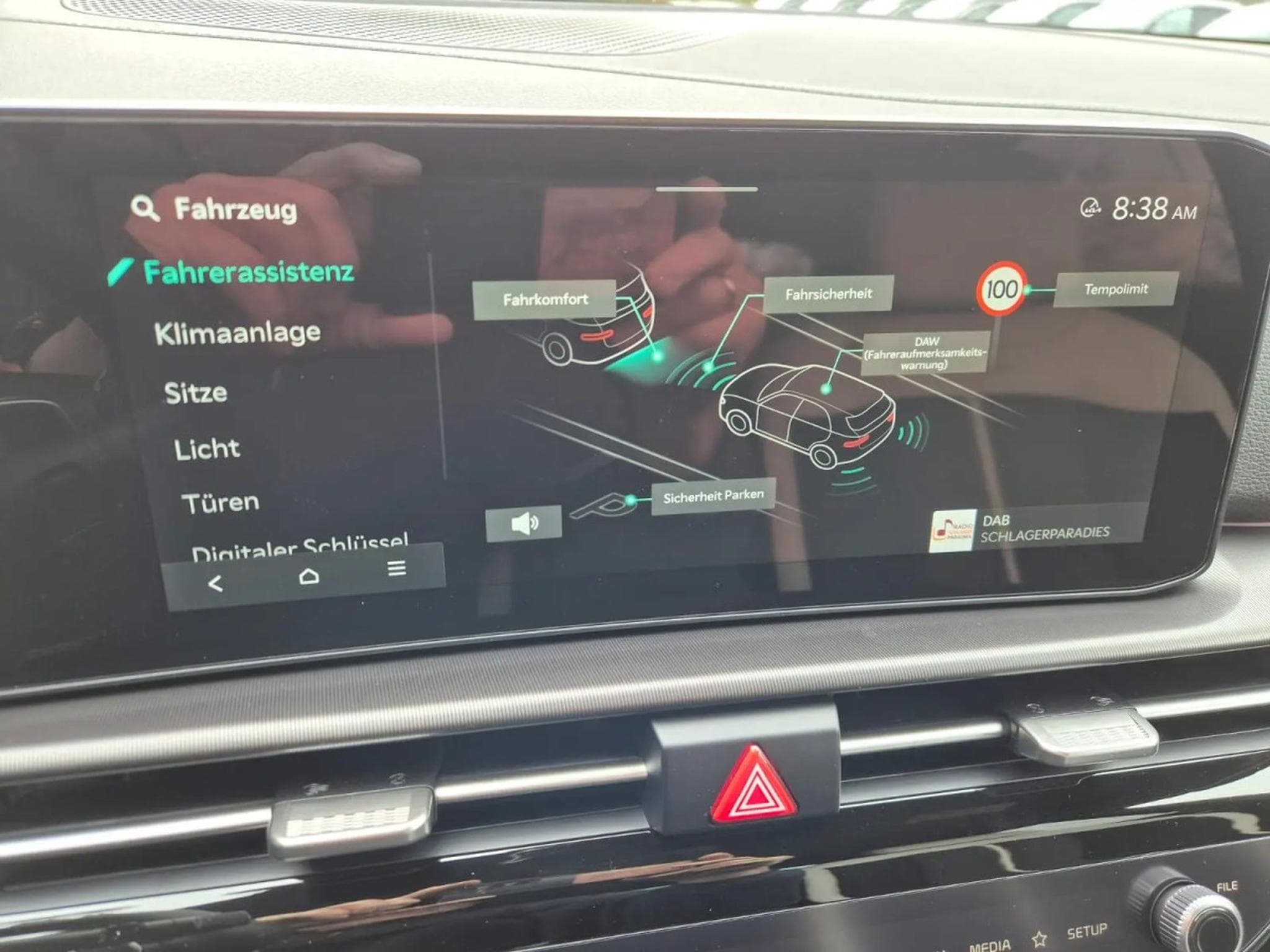 Kia Sportage 1.6 T-GDI AUTO 180 GT 4x4 (2026) - Foto 24