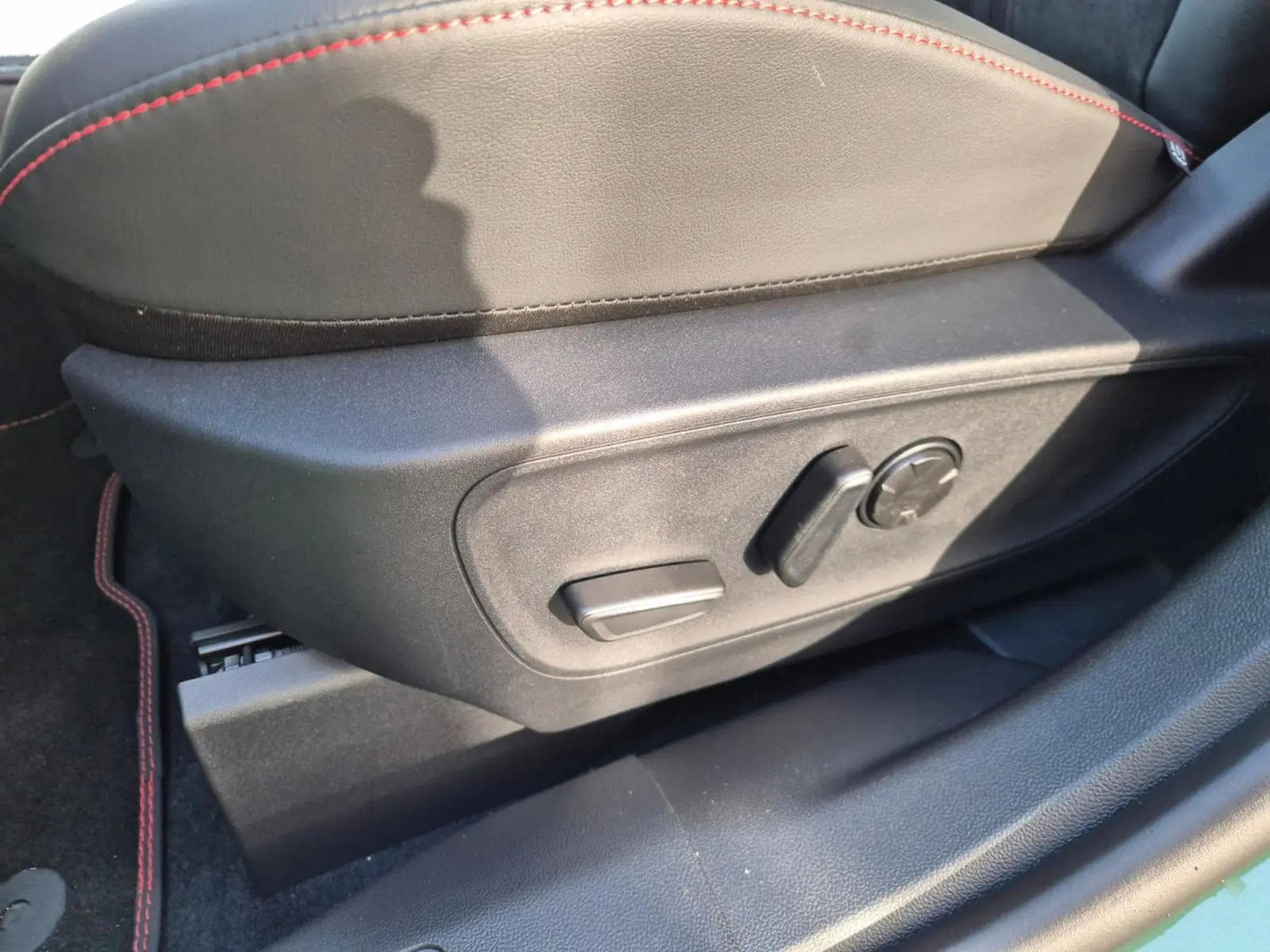 Ford Kuga 2.5 PHEV 242 Auto ST-Line X (2026) - Photo 18