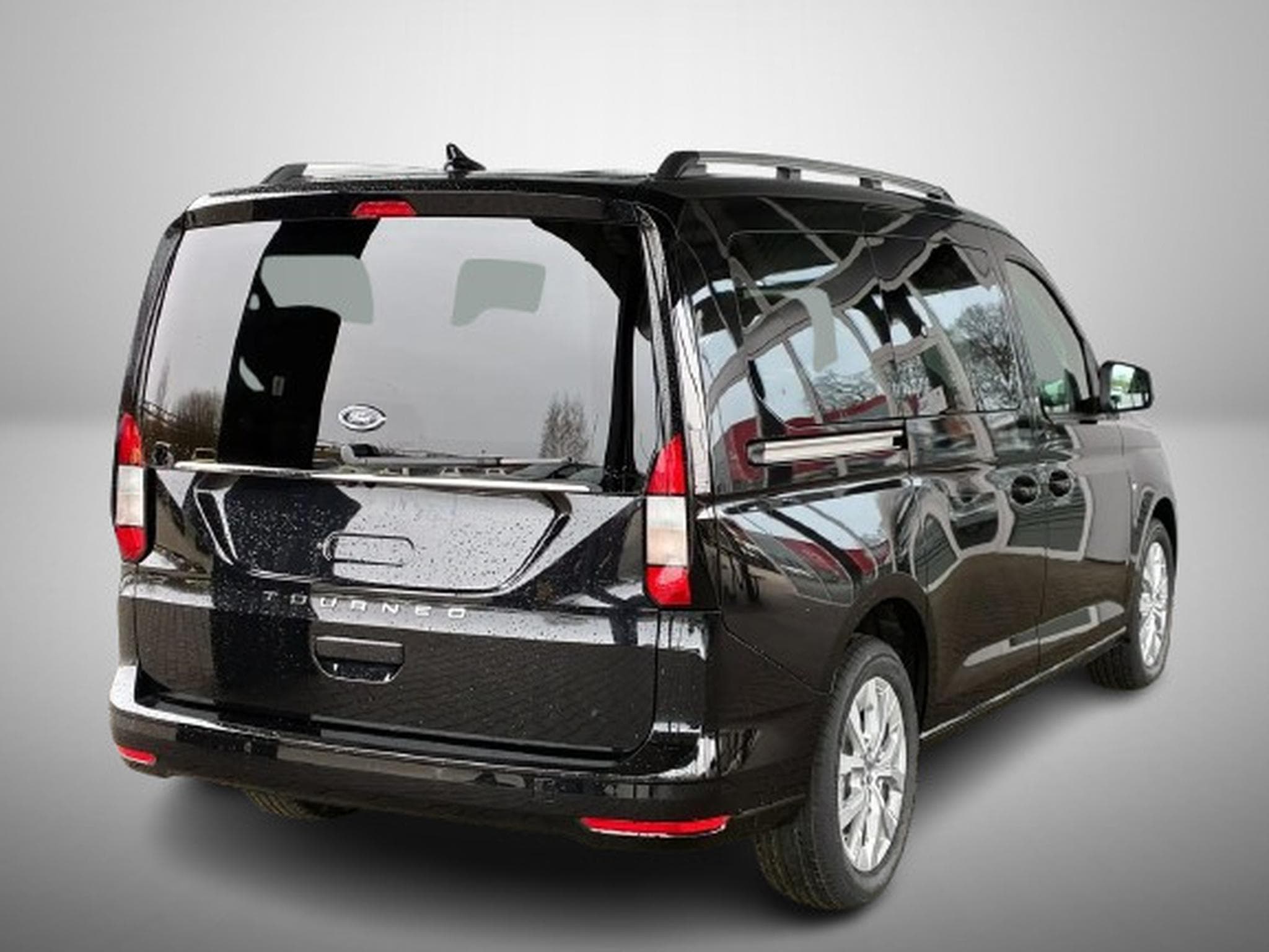 Ford Tourneo 1.5 Ecoboost 116 AT Titanium L2 (2025) - Photo 4