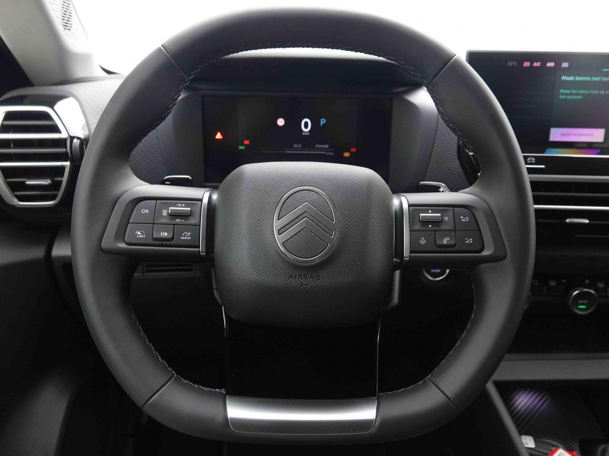 Citroën C4 1.2 Hybride 145 e-DC6 Max (2025) - Photo 7