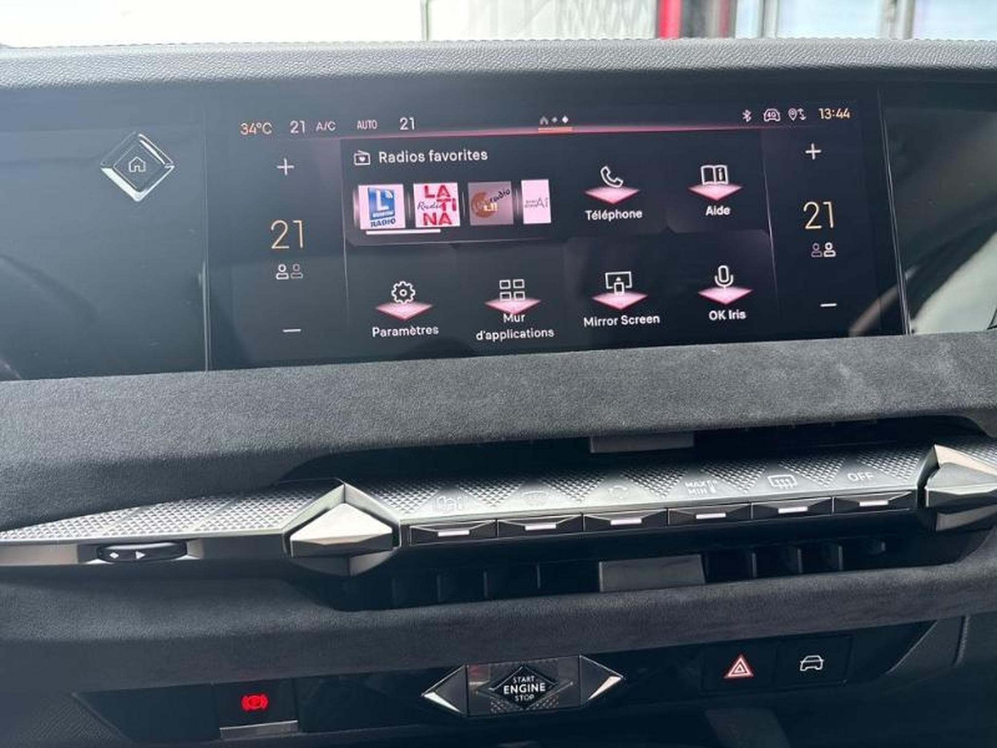 DS Automobiles DS4 E-TENSE 225ch Performance Line + (2023) - Photo 8