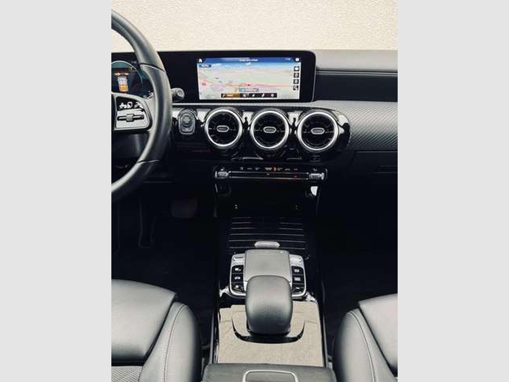 Mercedes A 180 A 180 d Business Solution (2020) - Photo 10