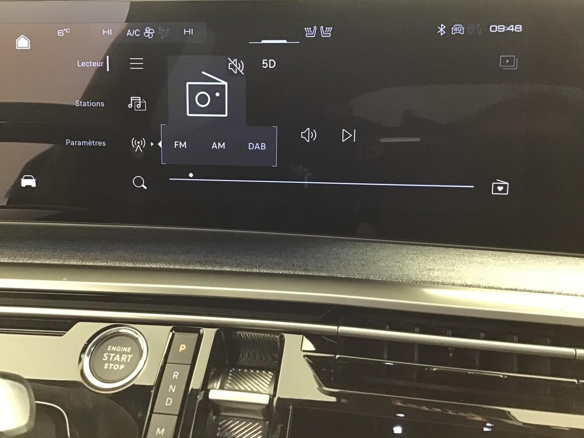 Peugeot 3008 1.2 Hybrid 145 E-DSC6 GT (2025) - Foto 12