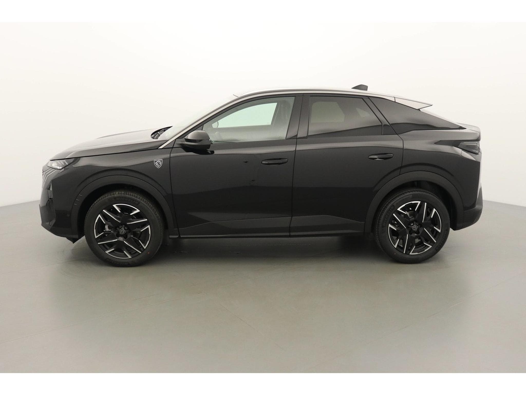 Peugeot 3008 1.2 Hybrid 145 E-DSC6 GT (2025) - Foto 2