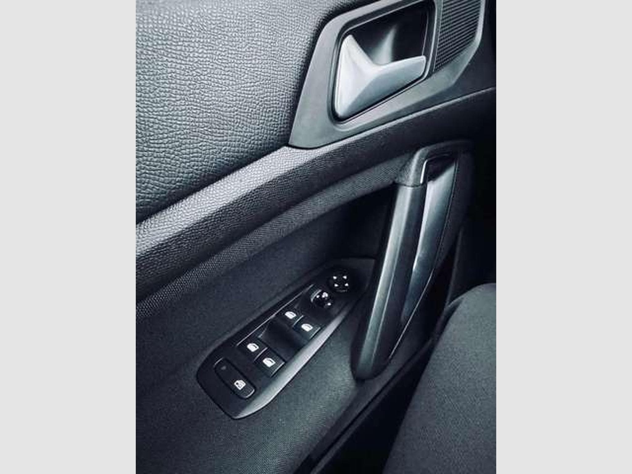 Peugeot 308 308 SW 1.5 BlueHDi Active Pack S (2021) - Photo 12