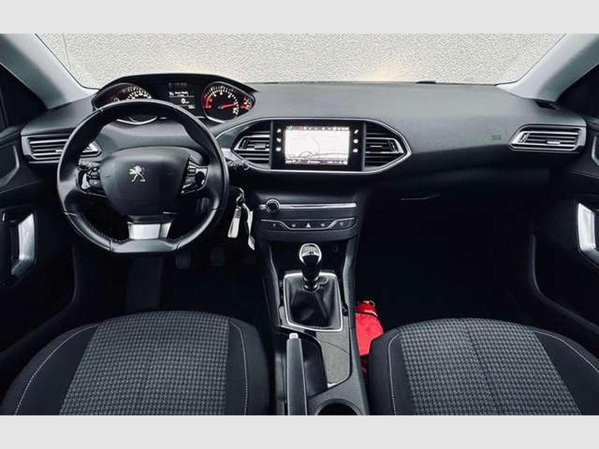 Peugeot 308 308 SW 1.5 BlueHDi Active Pack S (2021) - Photo 9