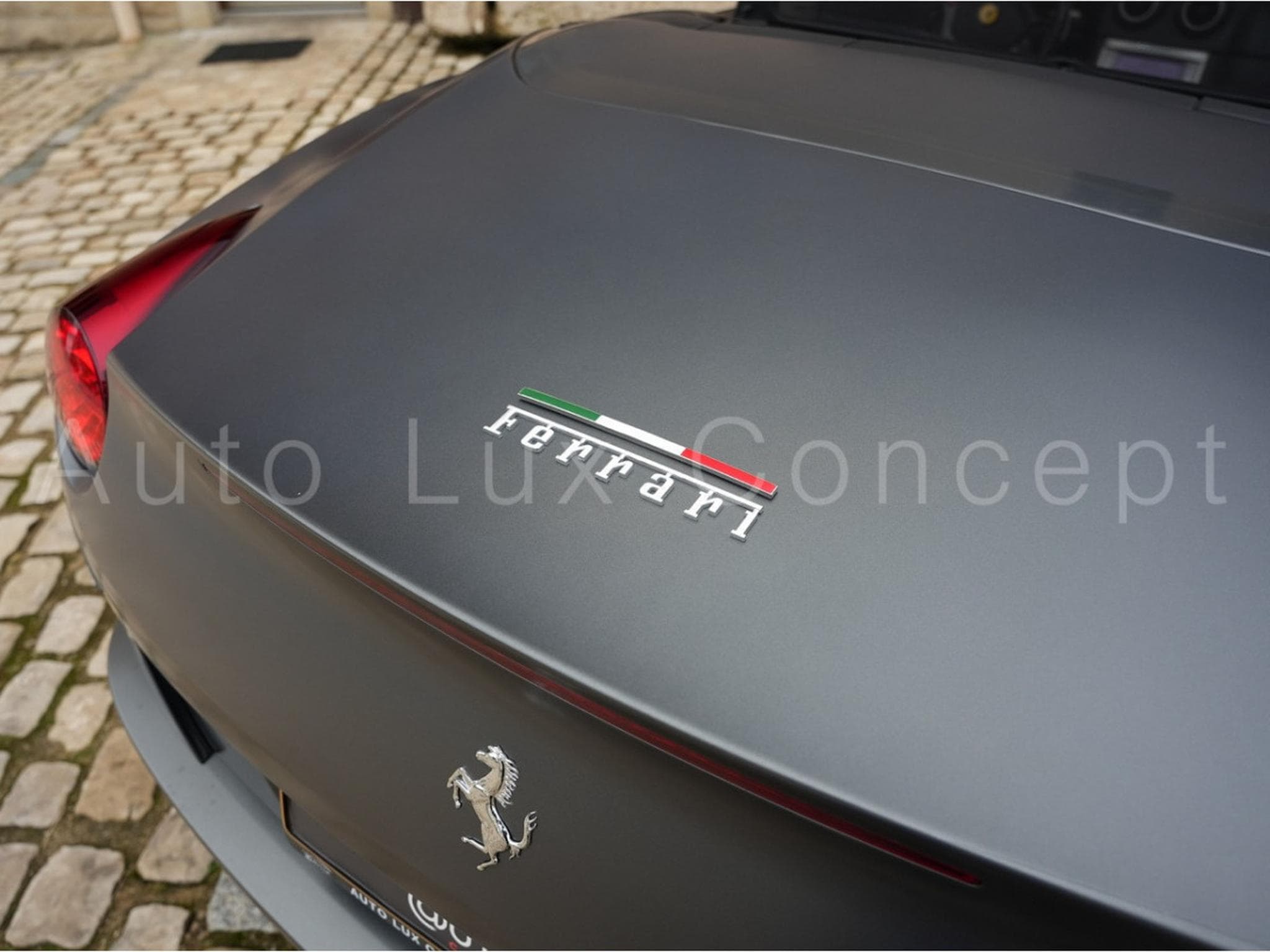 Ferrari California Grigio Opaco + Full PPF (2011) - Photo 12