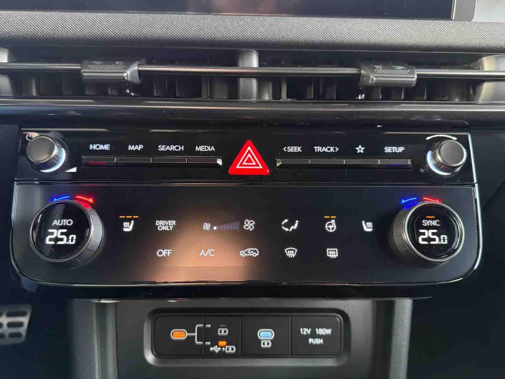 Hyundai Tucson 1.6 T-GDI HEV 215 N-line 4 WD (2025) - Foto 12