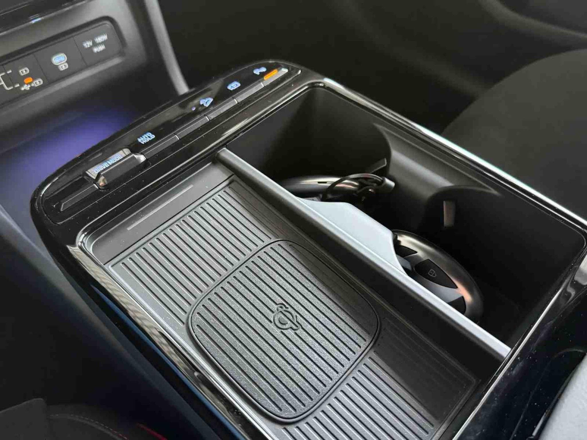 Hyundai Tucson 1.6 T-GDI HEV 215 N-line 4 WD (2025) - Foto 15