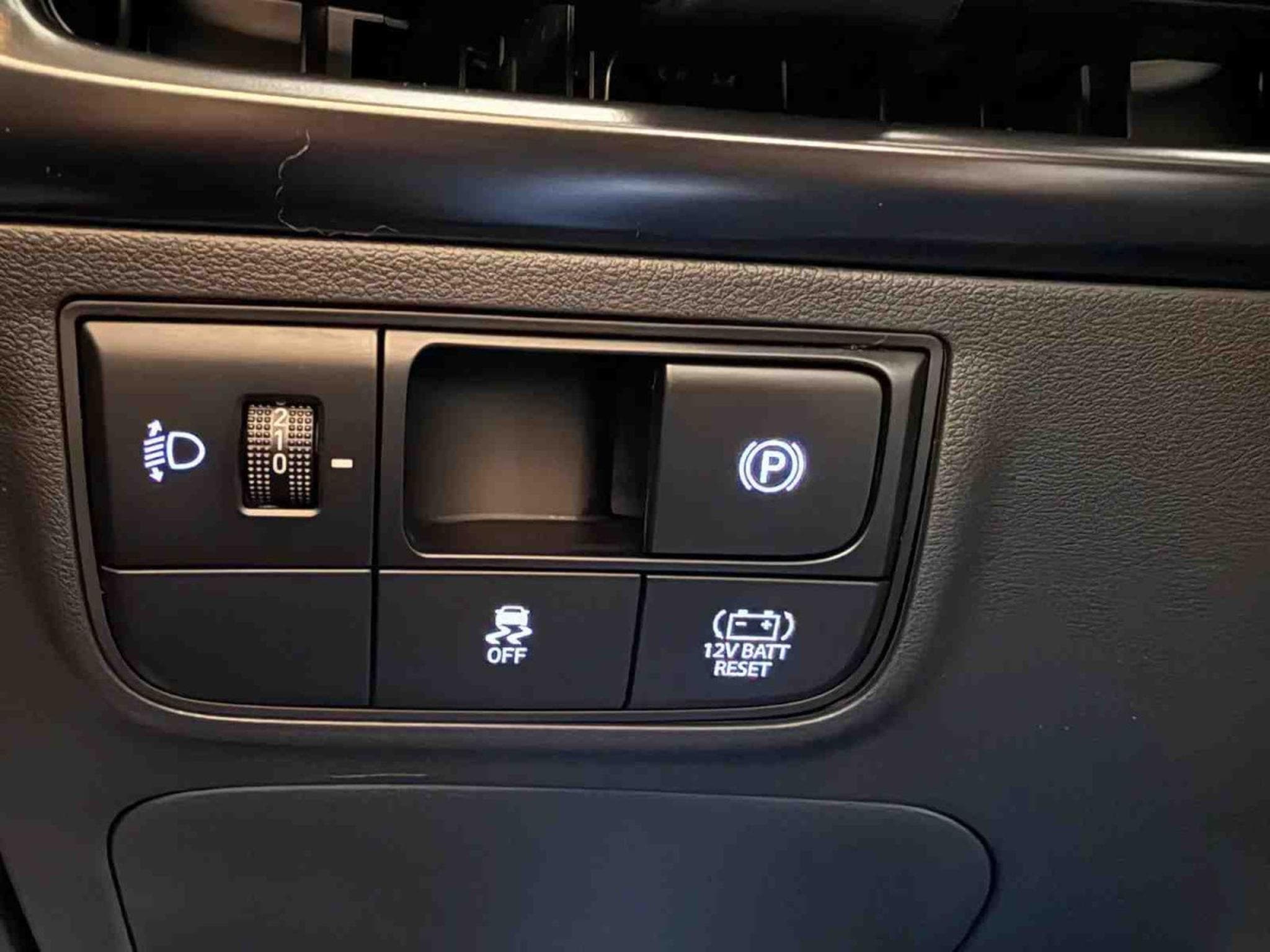 Hyundai Tucson 1.6 T-GDI HEV 215 N-line 4 WD (2025) - Foto 19