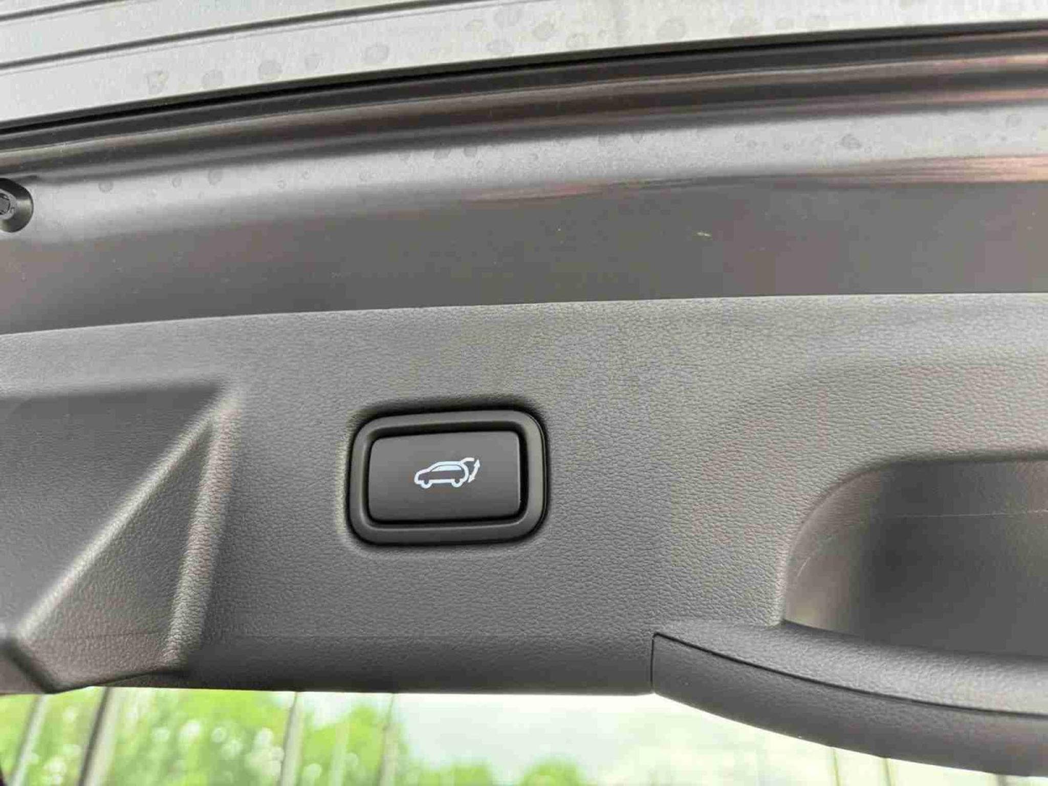 Hyundai Tucson 1.6 T-GDI HEV 215 N-line 4 WD (2025) - Foto 22