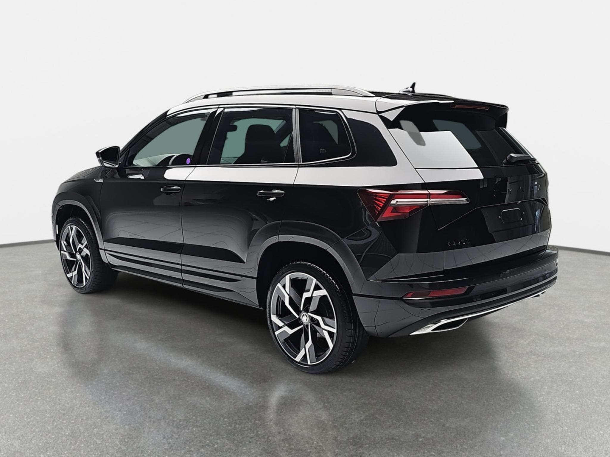 Skoda Karoq 1.5 TSi 150 DSG SPORTLINE (2025) - Foto 4